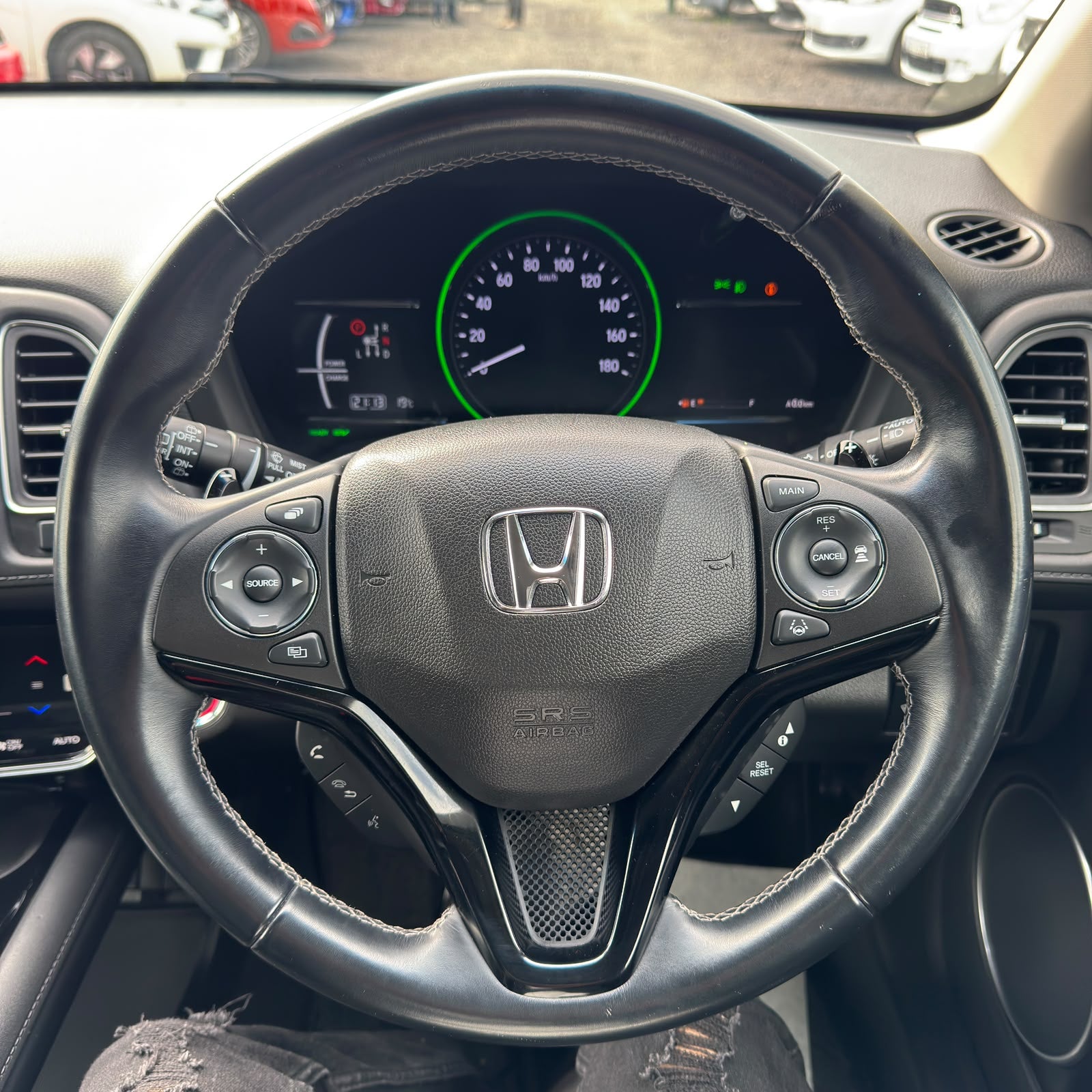Honda Vezel 2018 Automatic H-Sensing