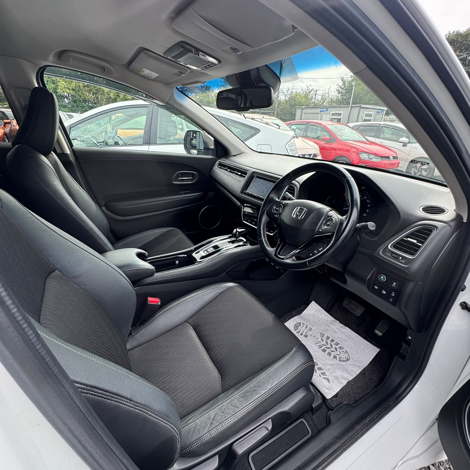 Honda Vezel 2018 Automatic H-Sensing