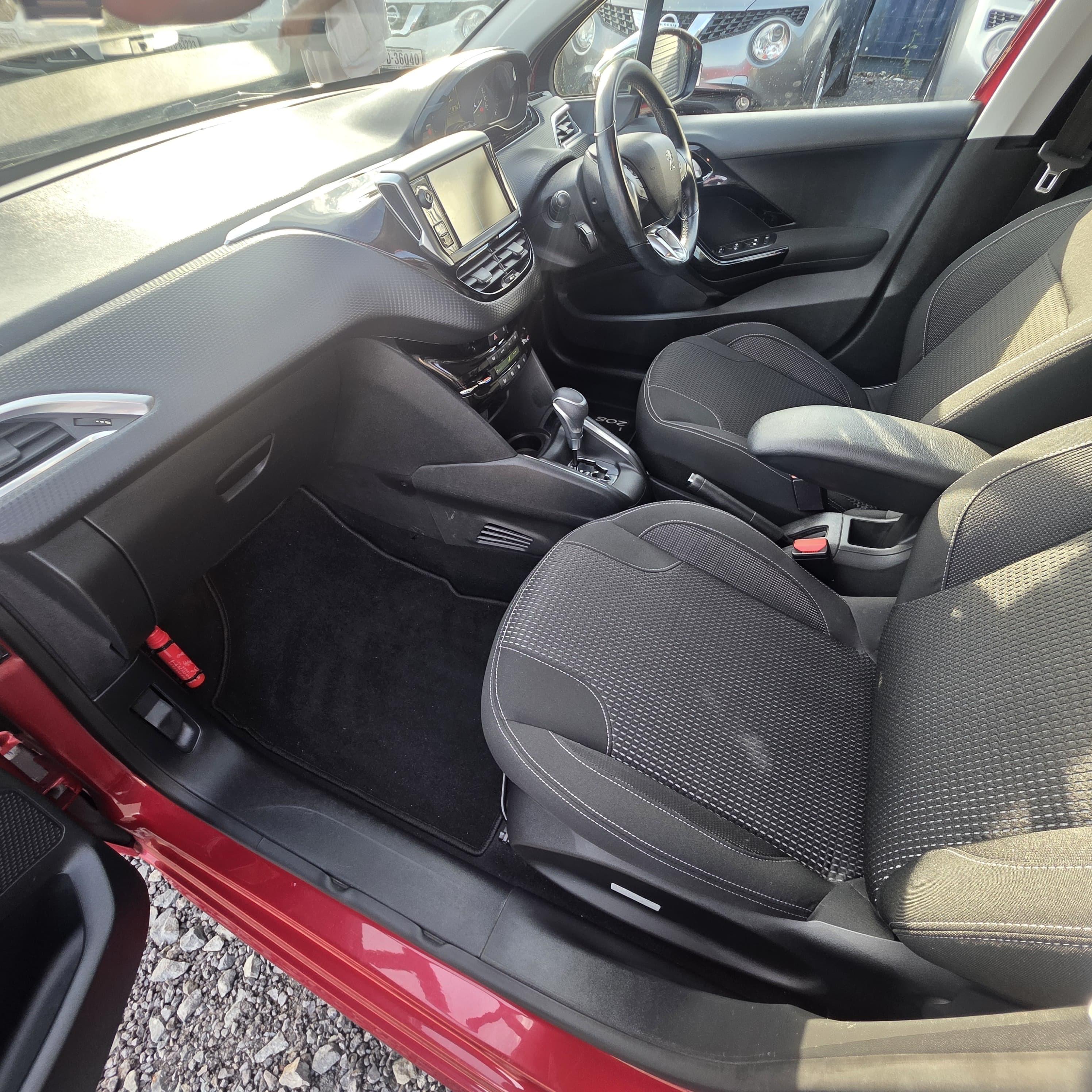 Peugeot 208 Automatic 2018 Low Miles