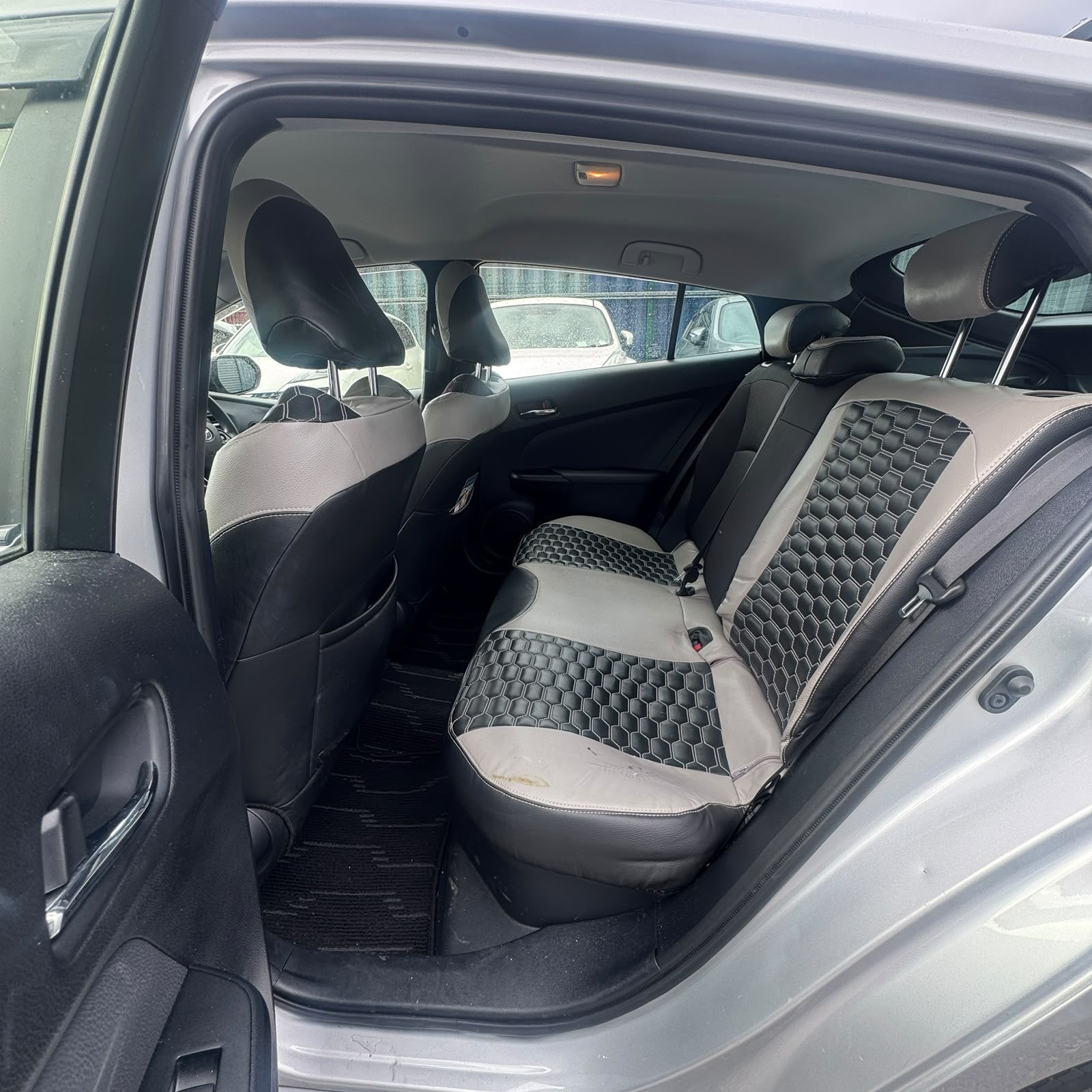 Toyota Prius 2022 Automatic