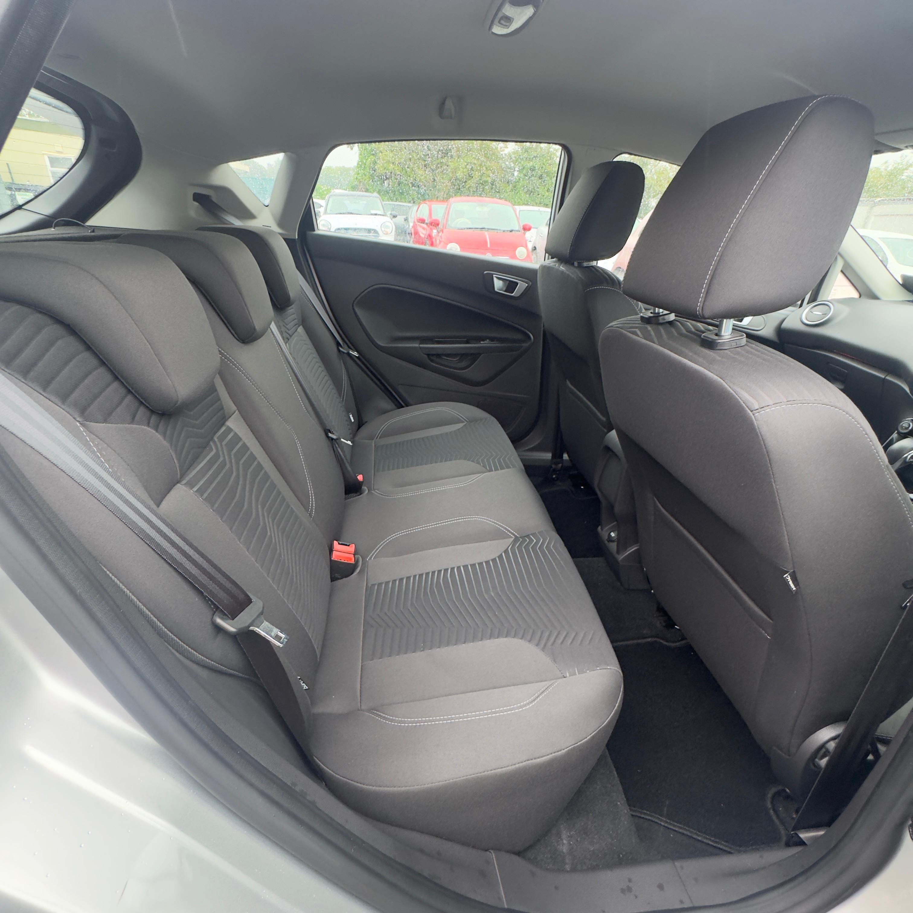 Ford Fiesta Automatic 2015
