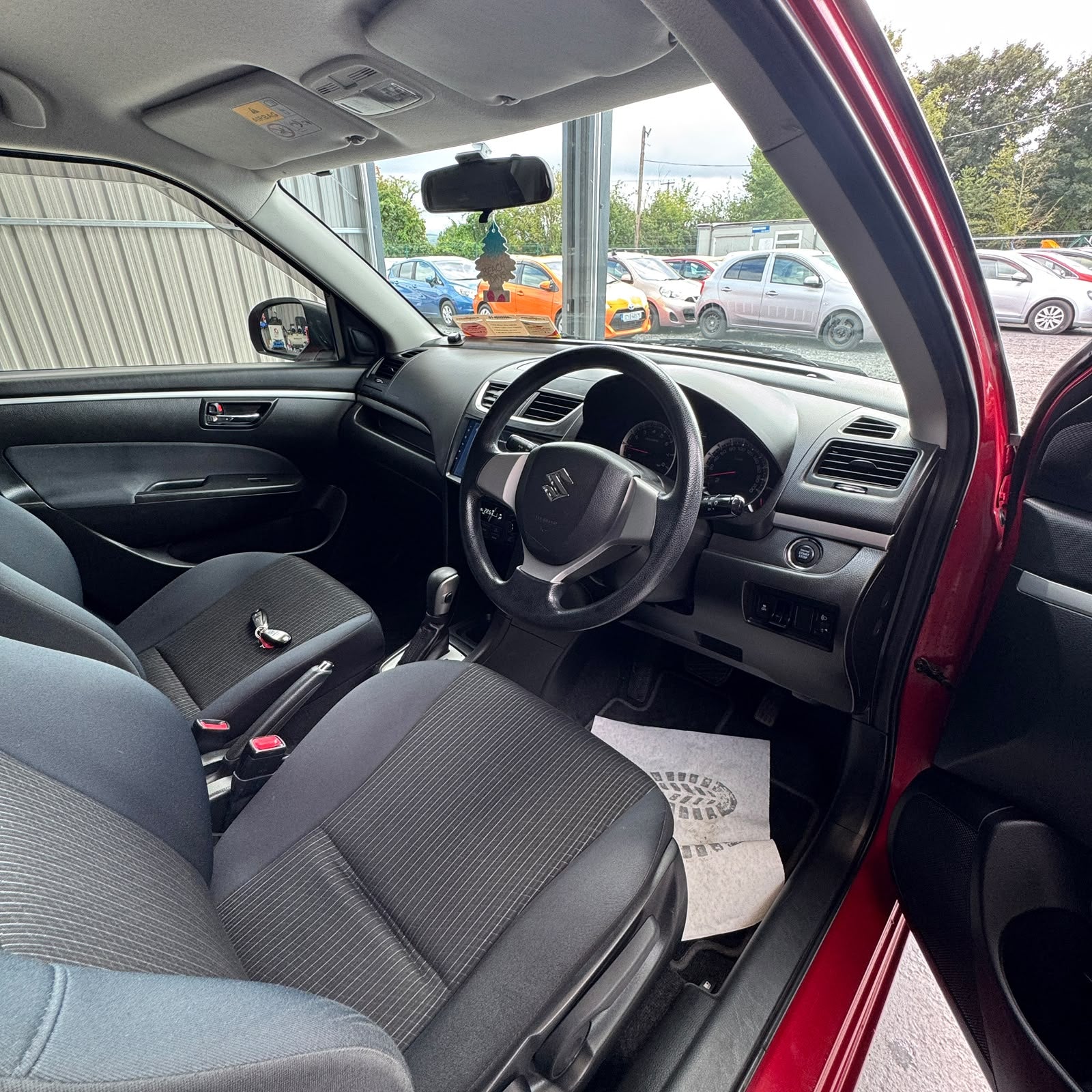 Suzuki Swift 2015 Automatic