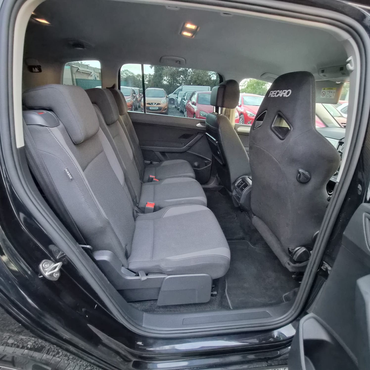 VW Touran Automatic 2016