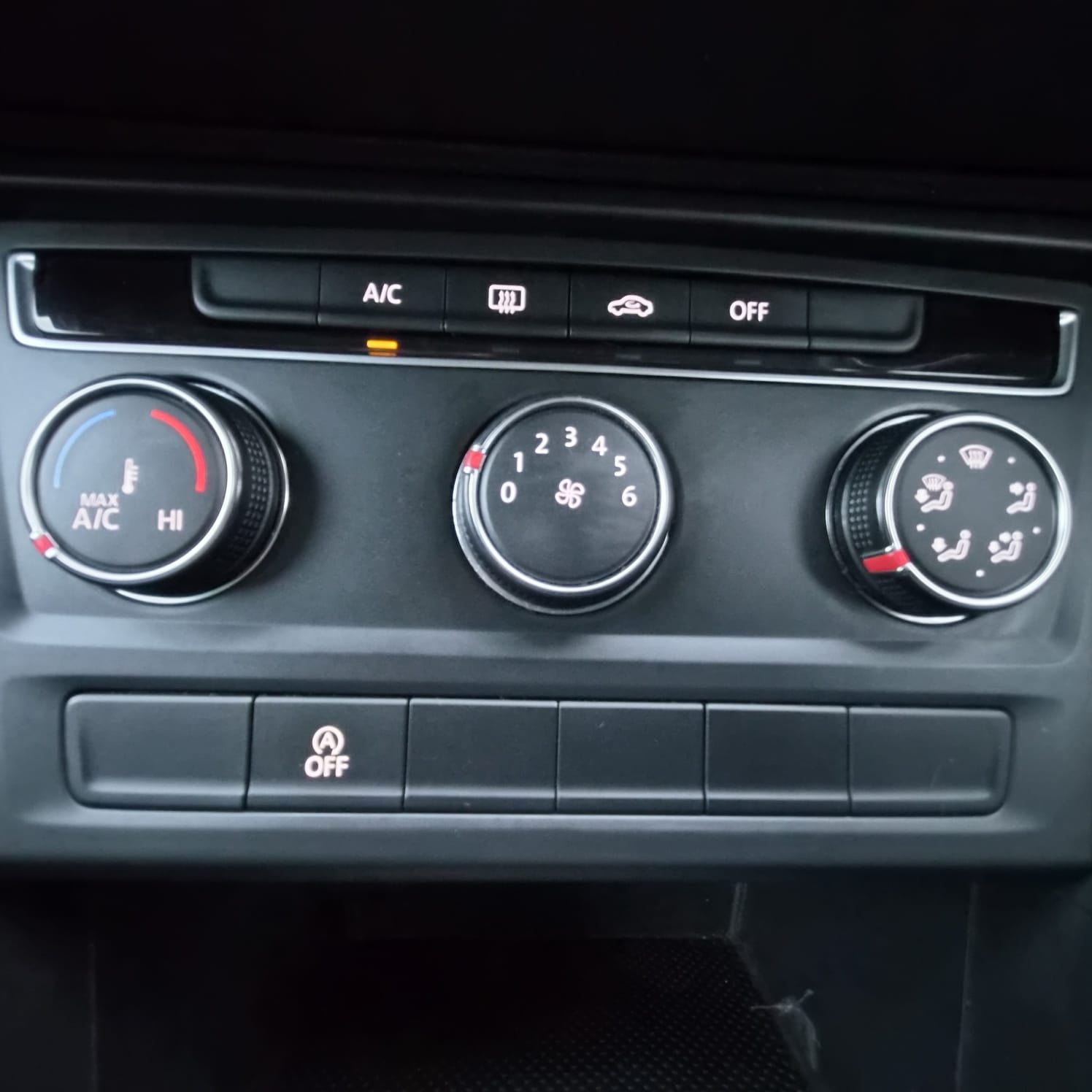 VW Touran Automatic 2016