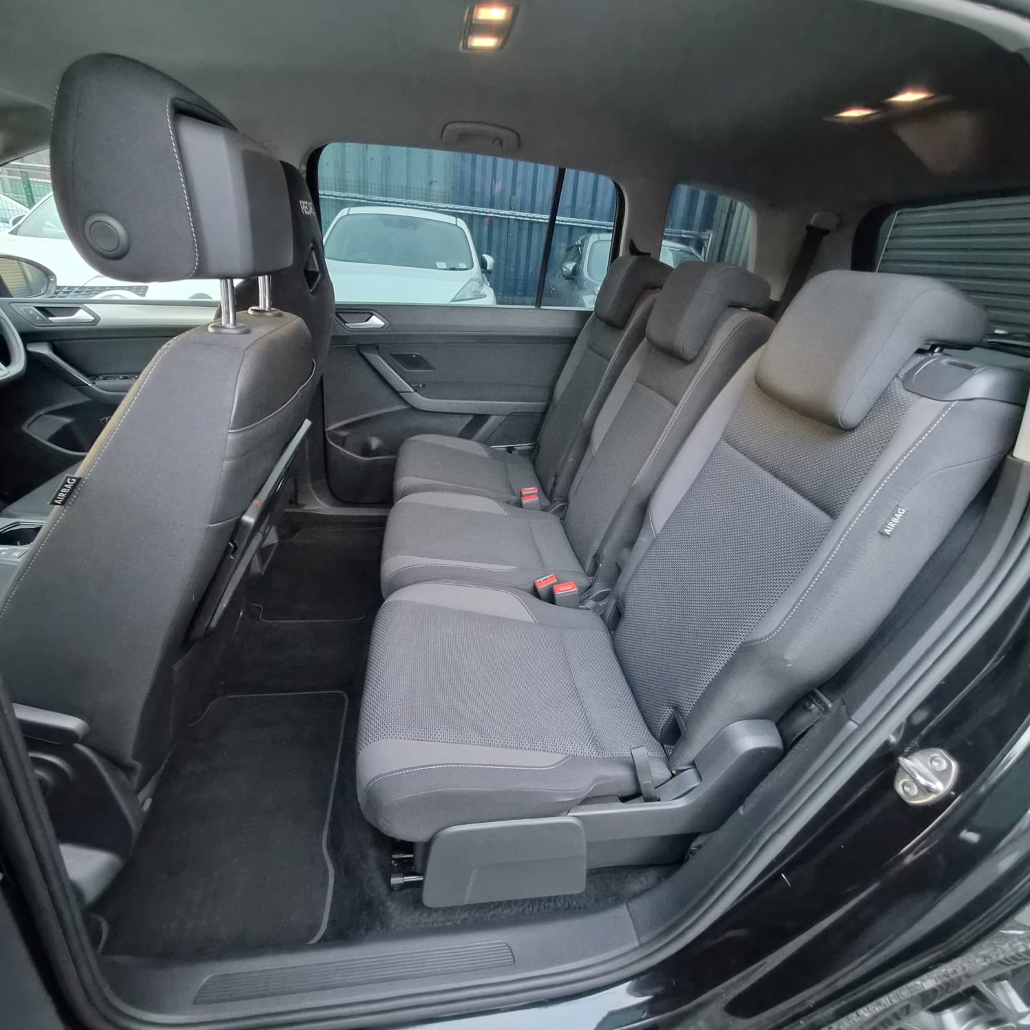 VW Touran Automatic 2016