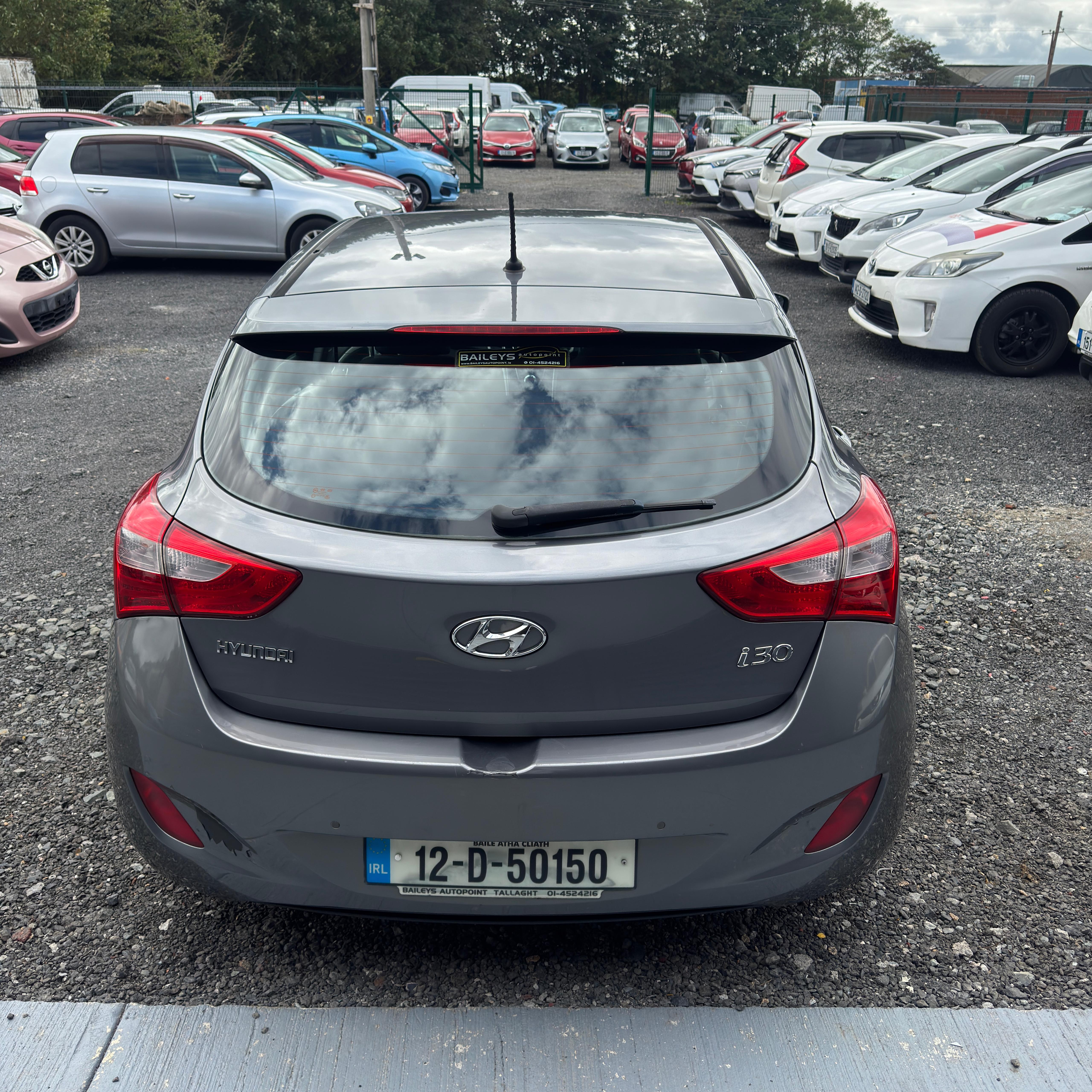 Hyundai i30 2012 Manual