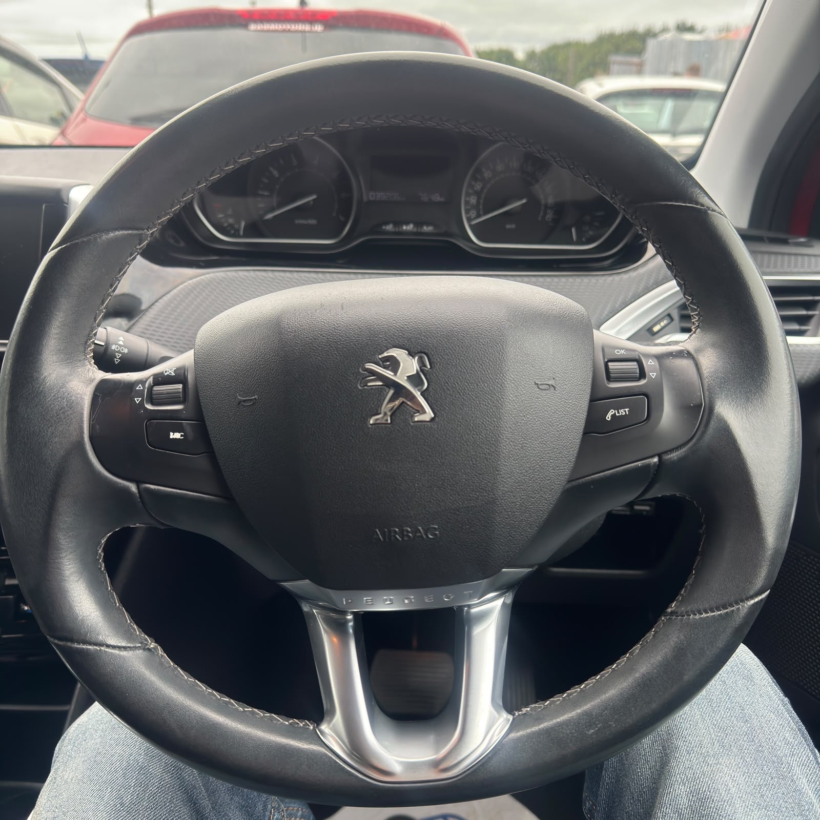 Peugeot 208 Automatic 2017