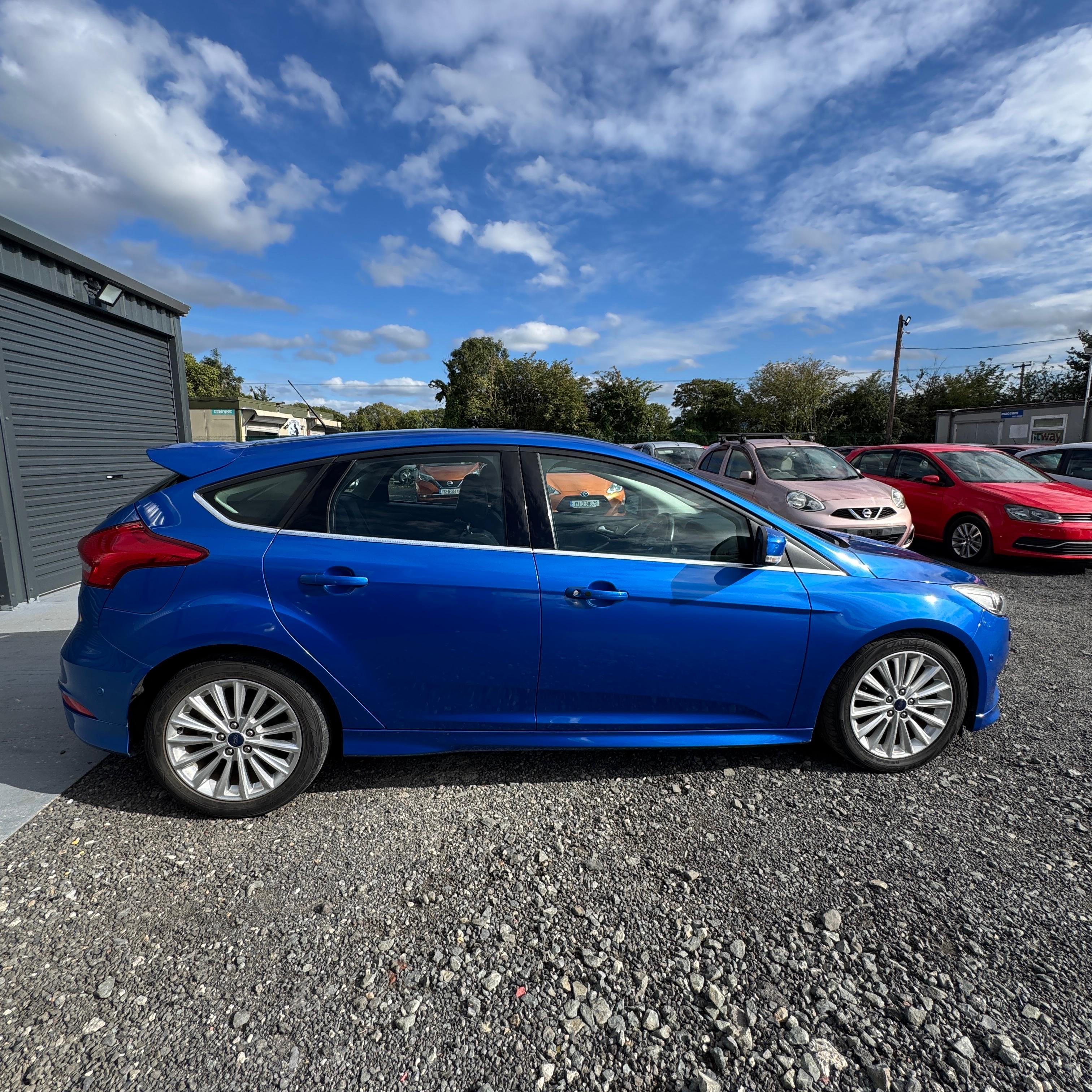 Ford Focus S 2015 Automatic