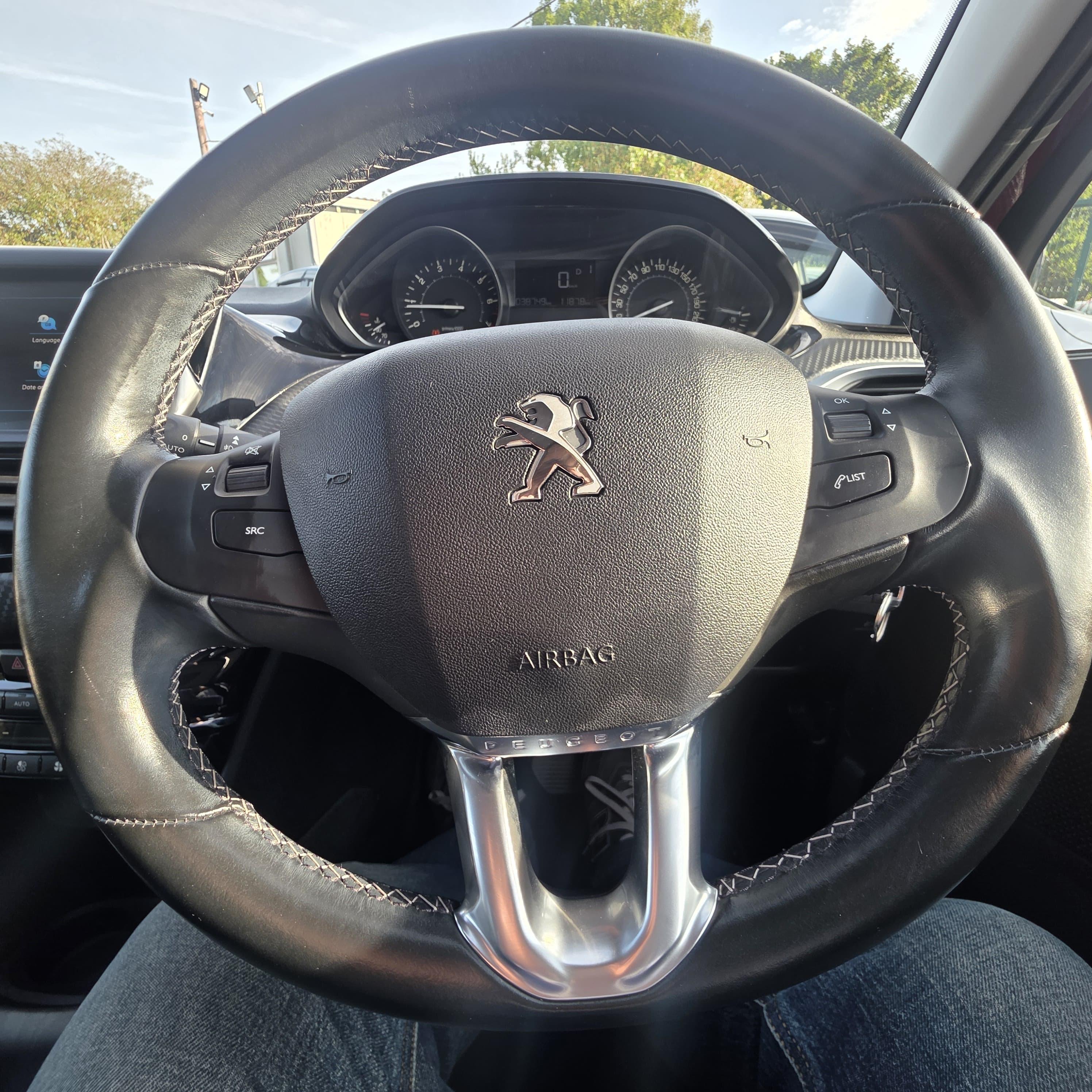 Peugeot 208 Automatic 2018 Low Miles