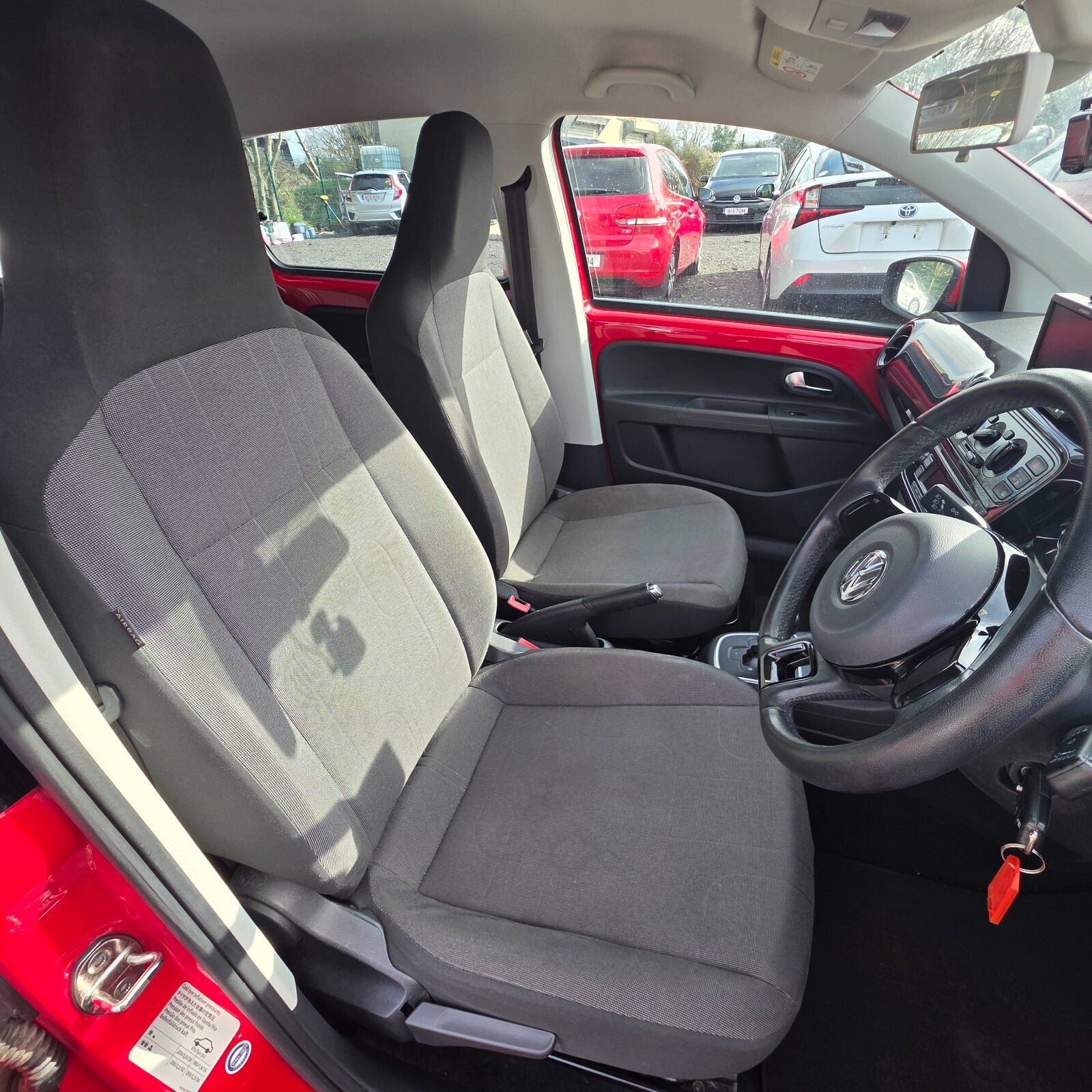 Volkswagen Up 2015 Automatic