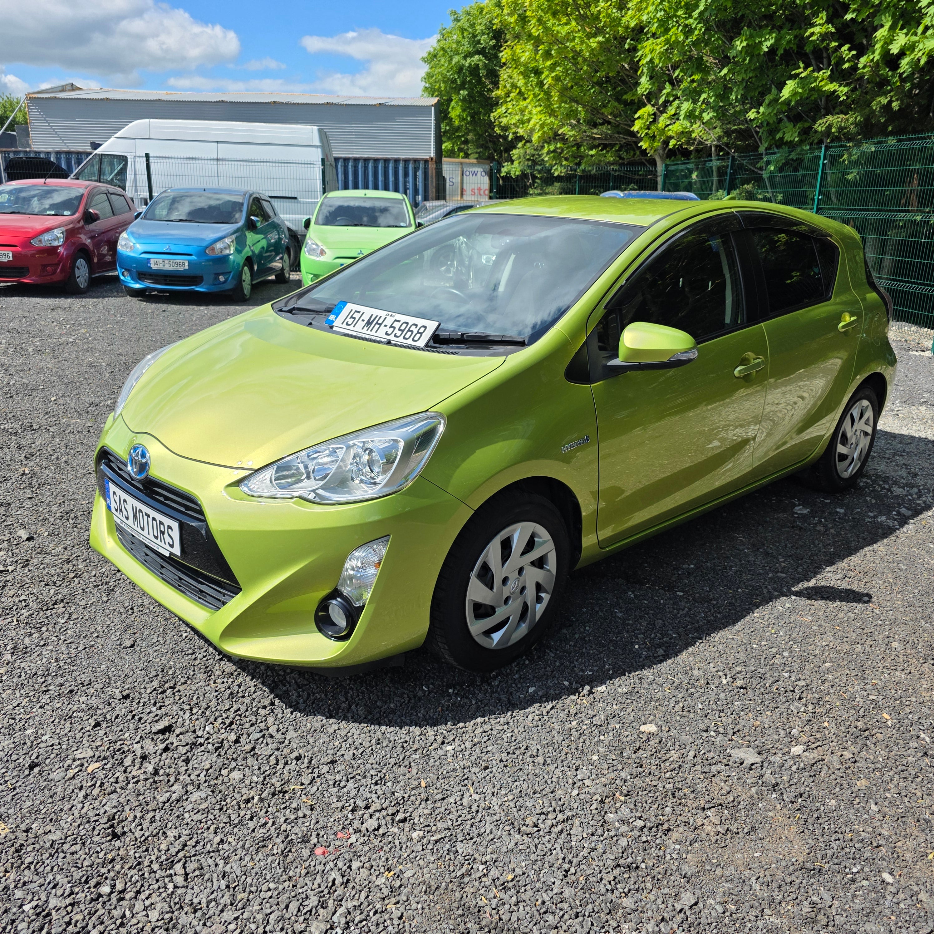 Toyota Aqua 2015 Automatic Hybrid