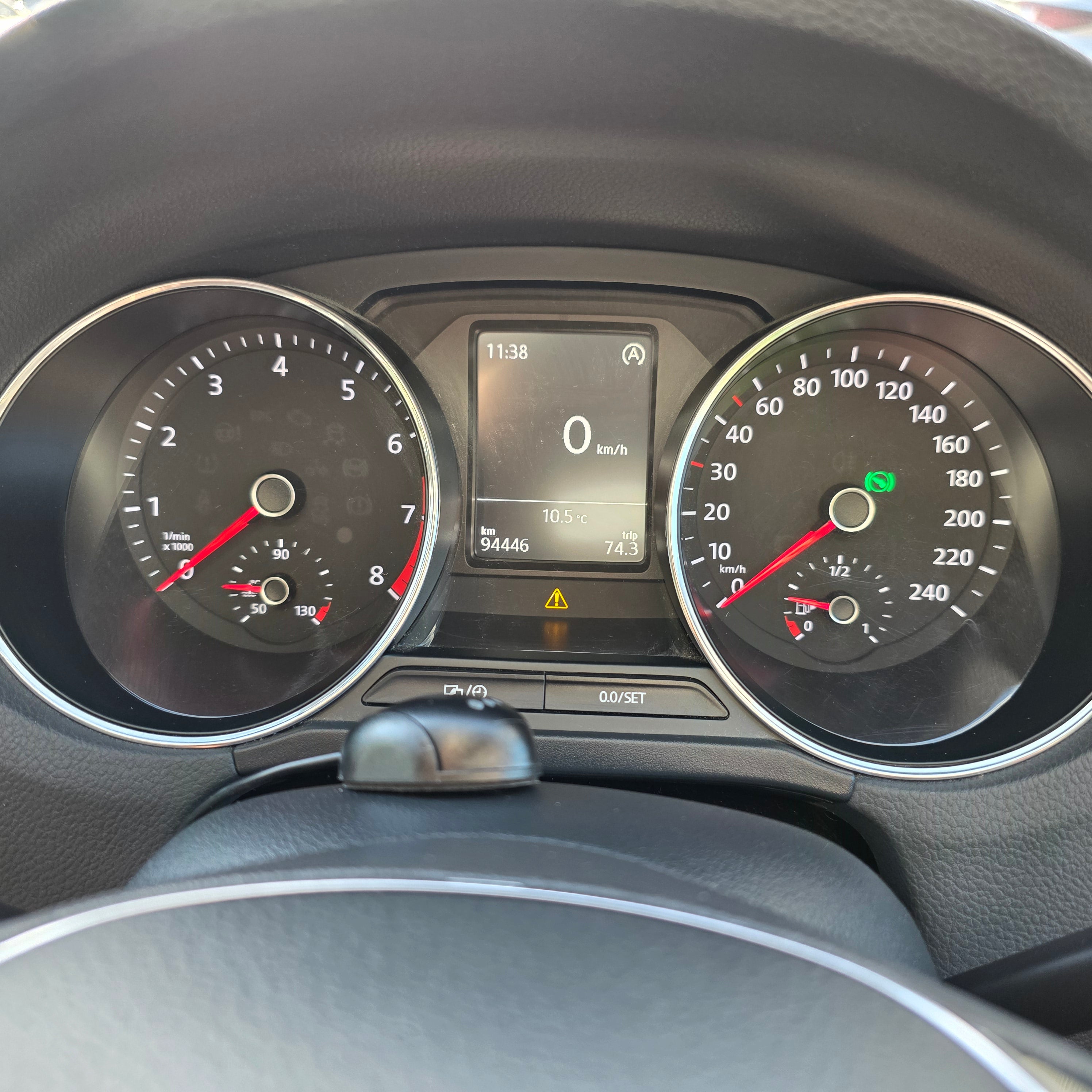 Volkswagen Polo 2015 Automatic Highline