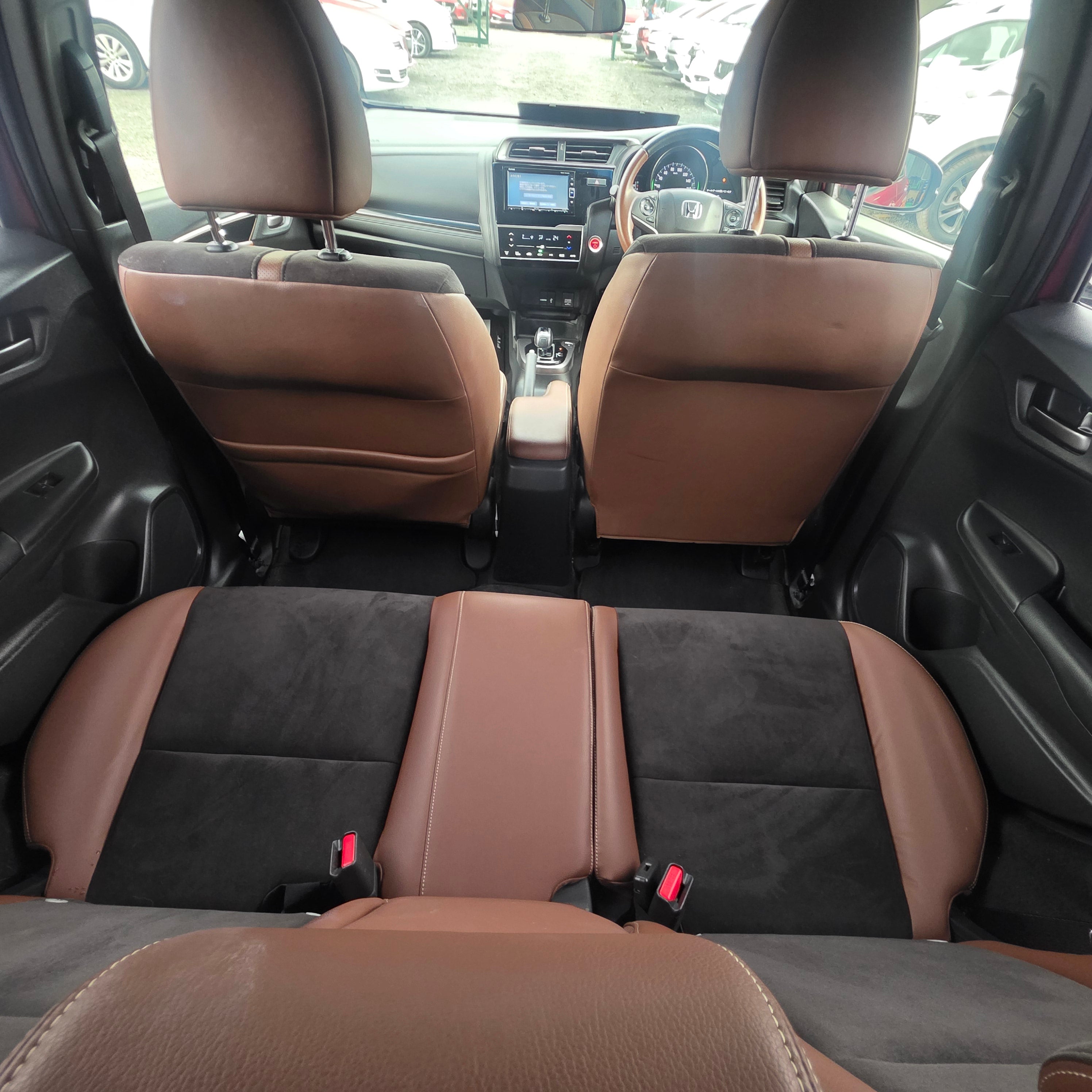 Honda Fit Hybrid Automatic 2018 Leather interior