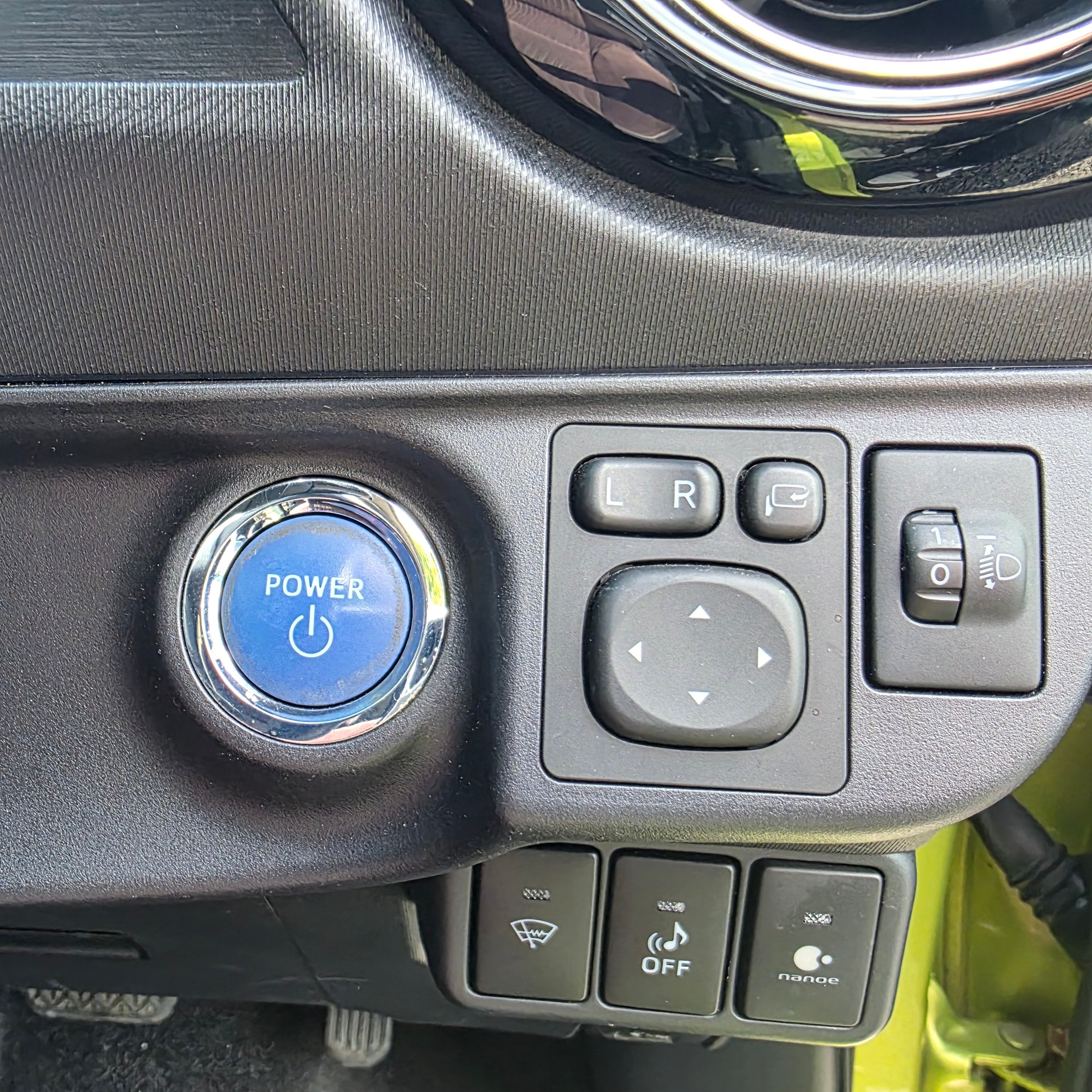 Toyota Aqua 2015 Automatic Hybrid