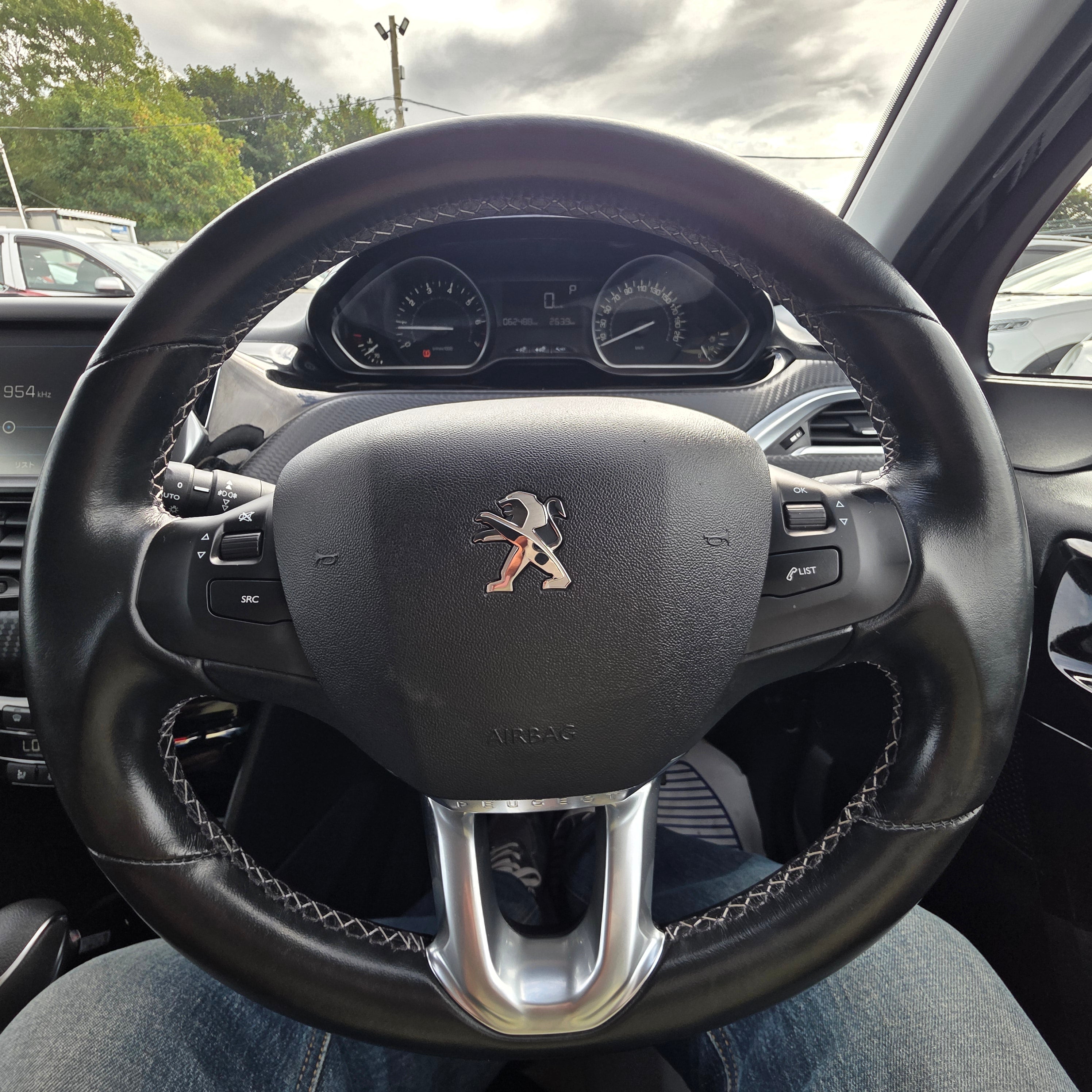 Peugeot 208 Automatic 2016 Low Miles