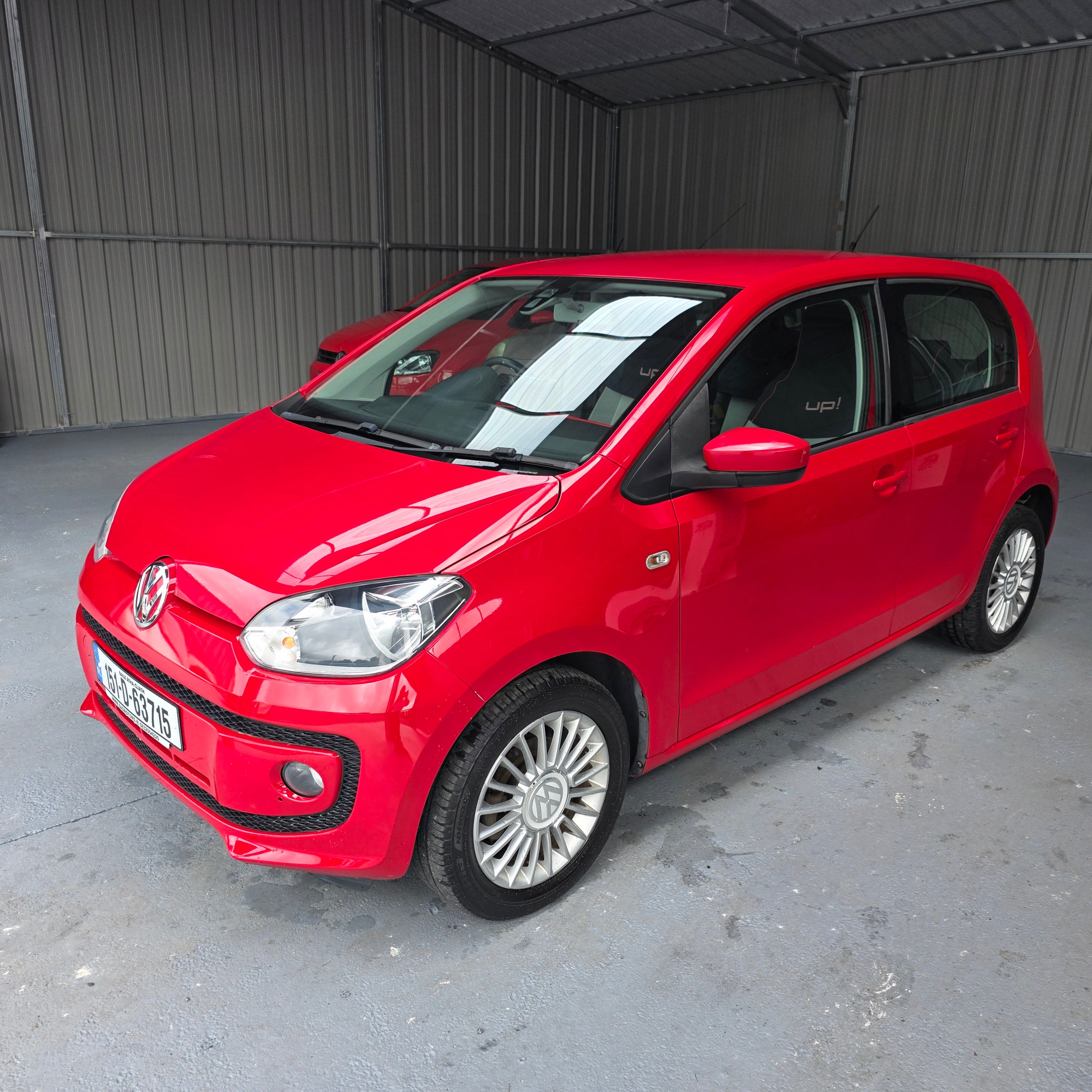 Volkswagen Up Automatic 2015