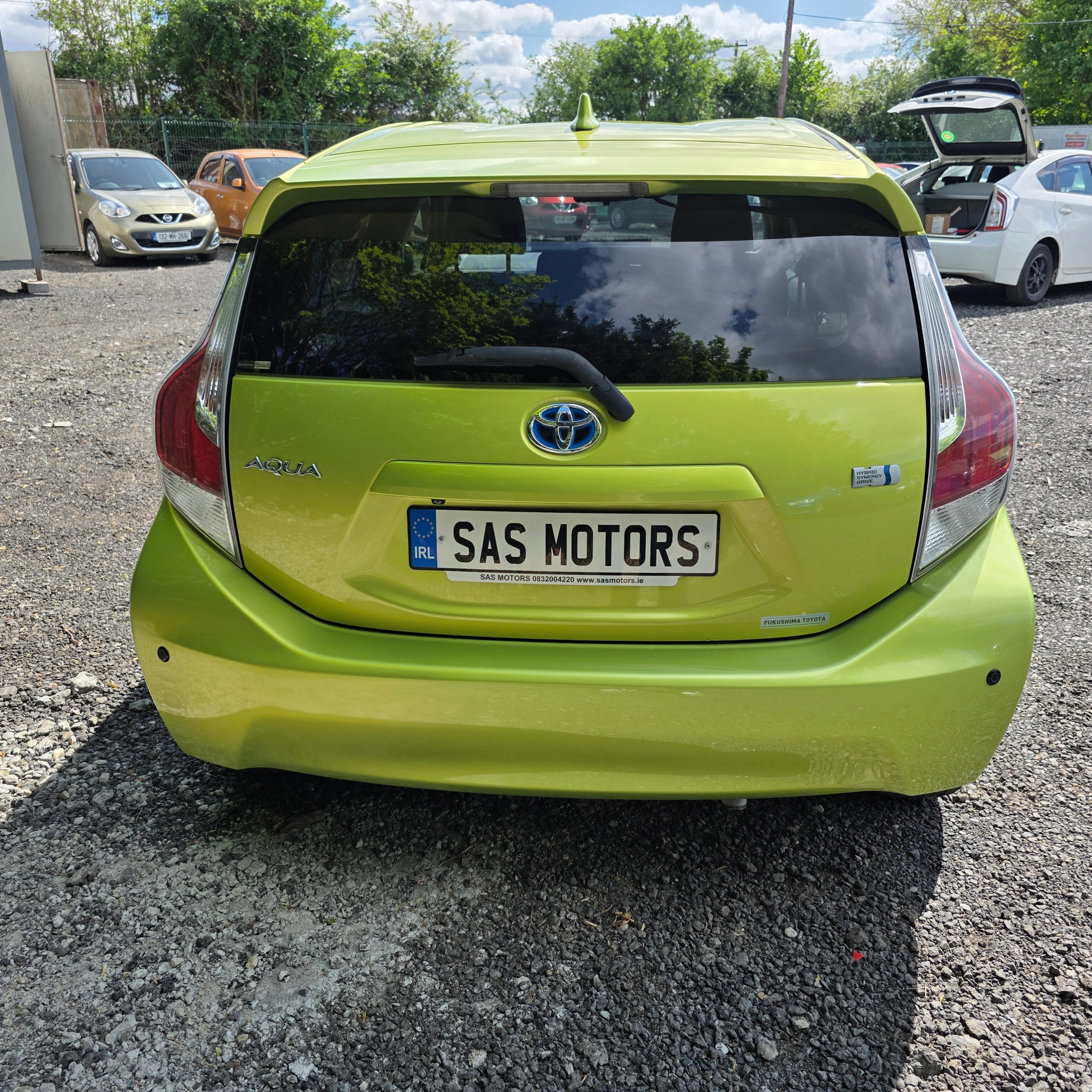 Toyota Aqua 2015 Automatic Hybrid