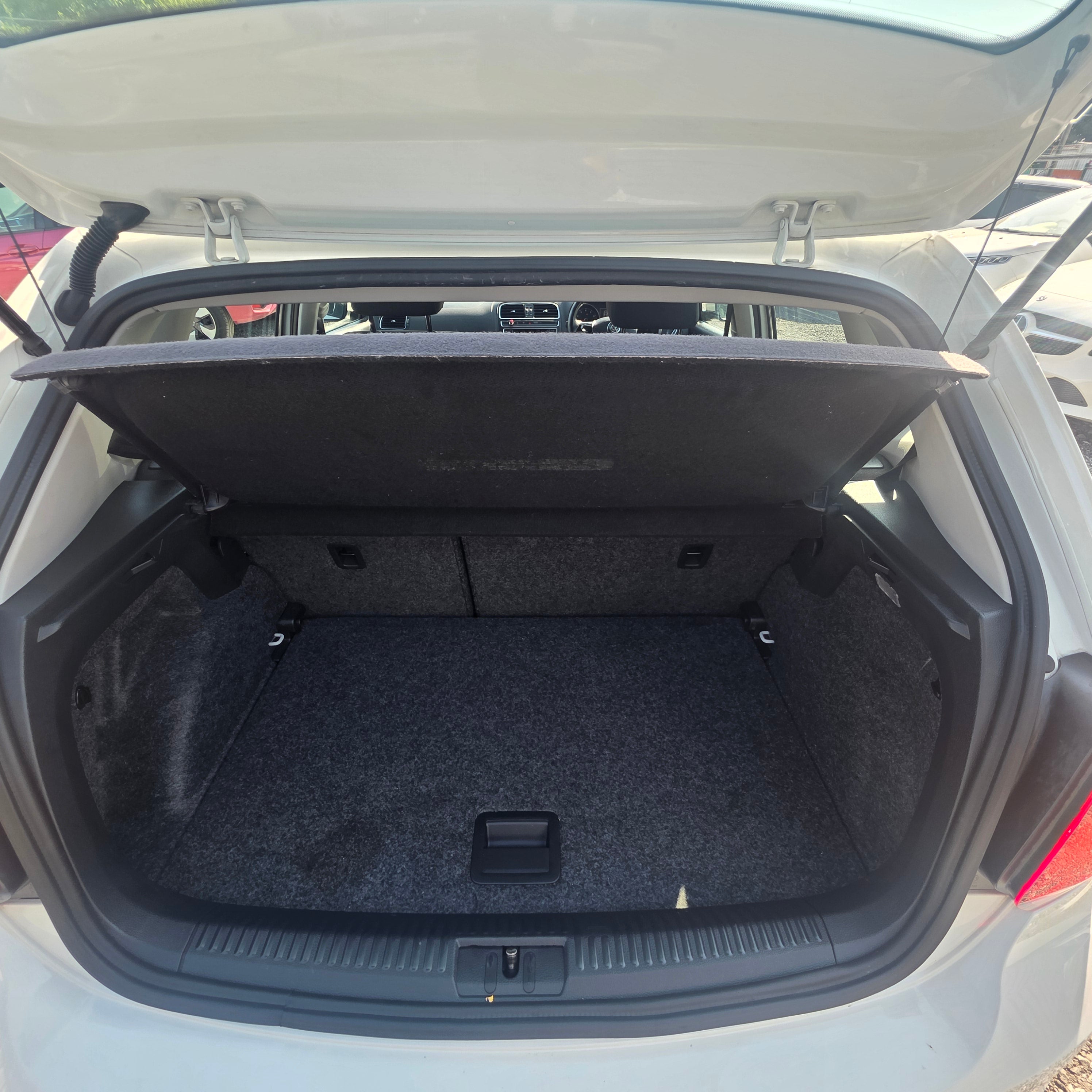 Volkswagen Polo Automatic 2015