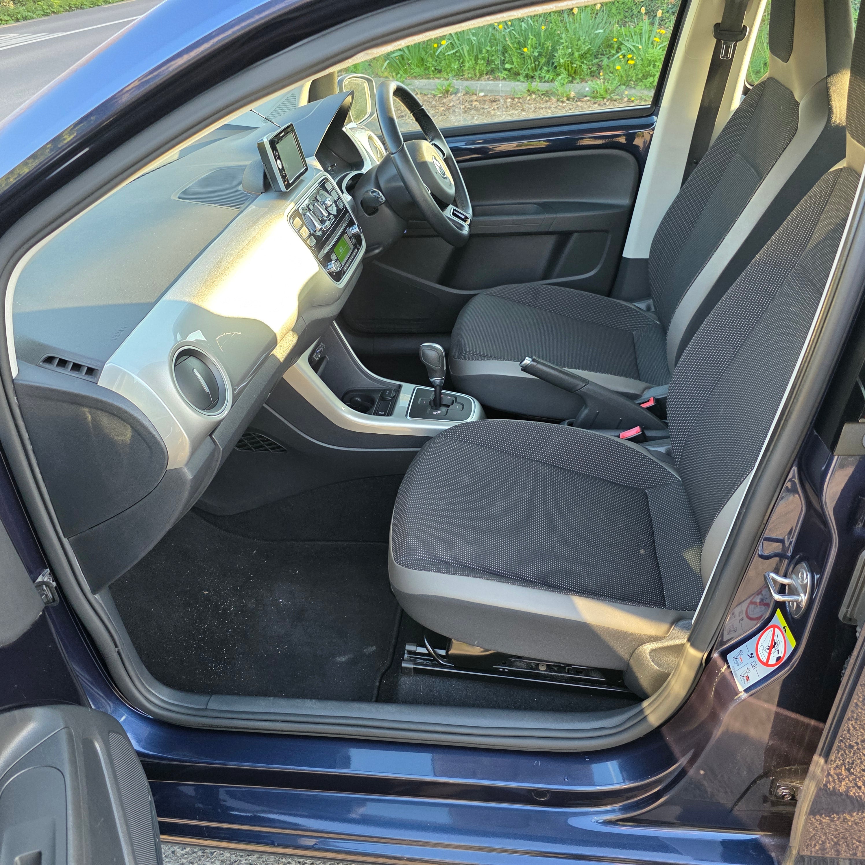 Volkswagen Up! Automatic 2013