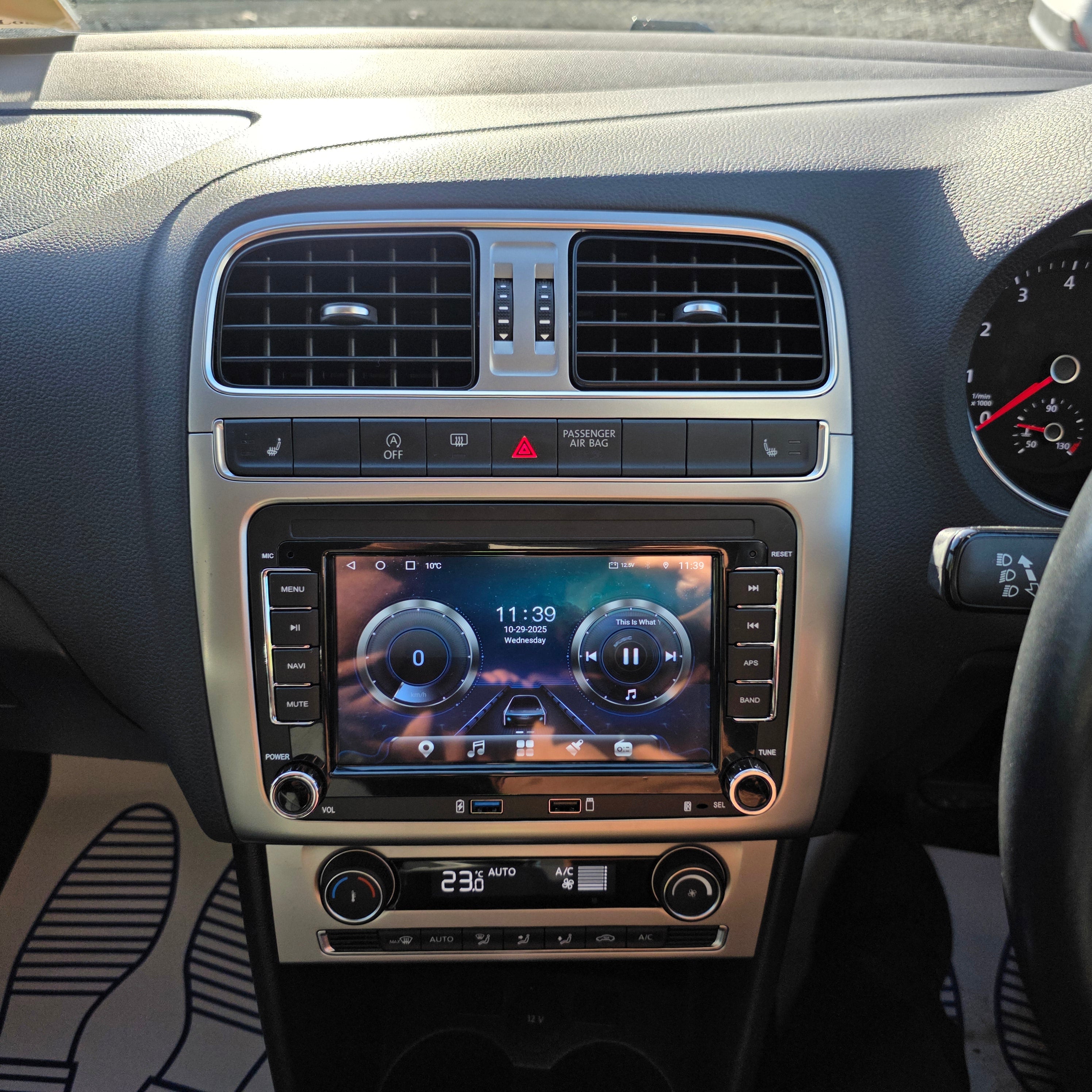 Volkswagen Polo 2015 Automatic Highline