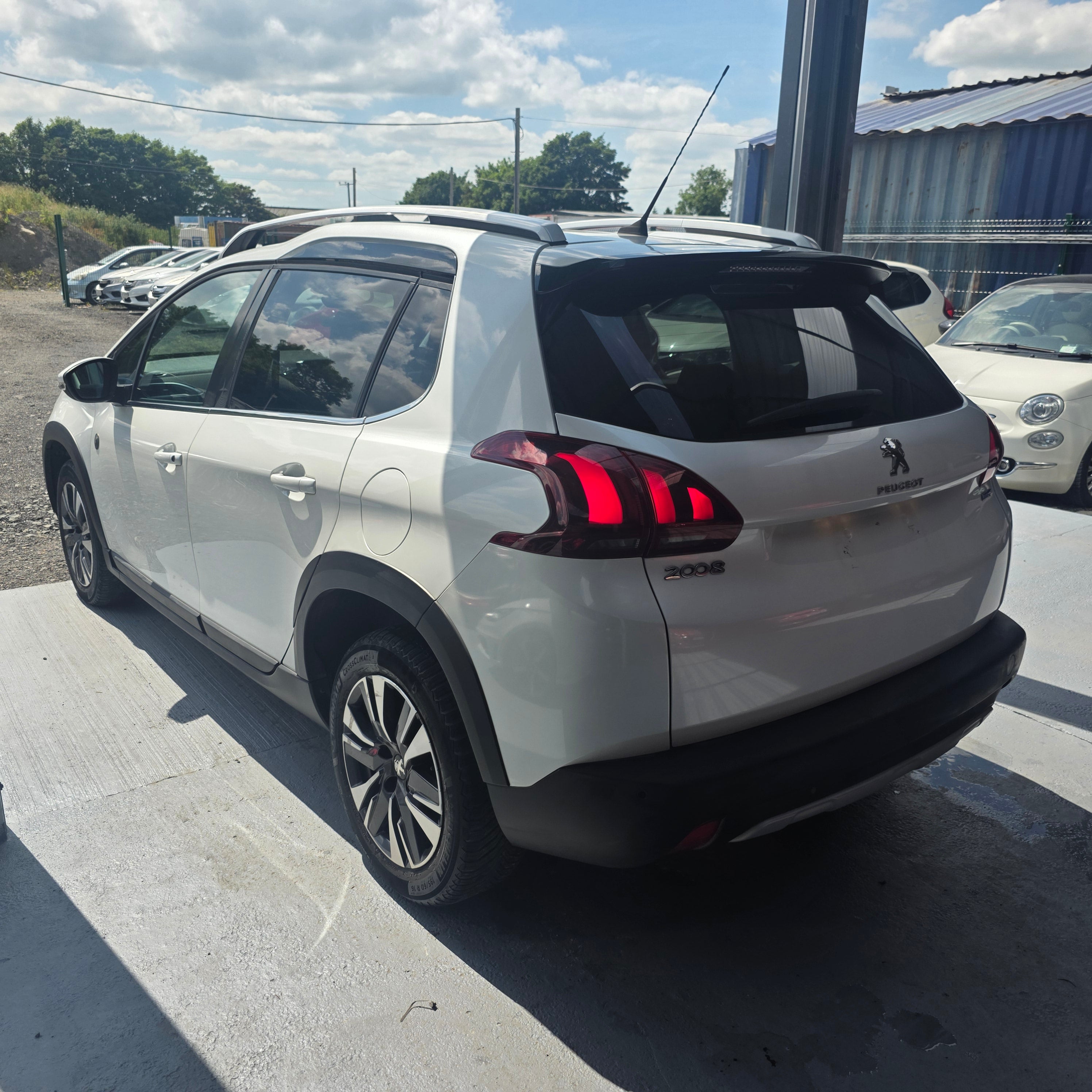 Peugeot 2008 Automatic 2017 Top Spec Panoramic Sunroof
