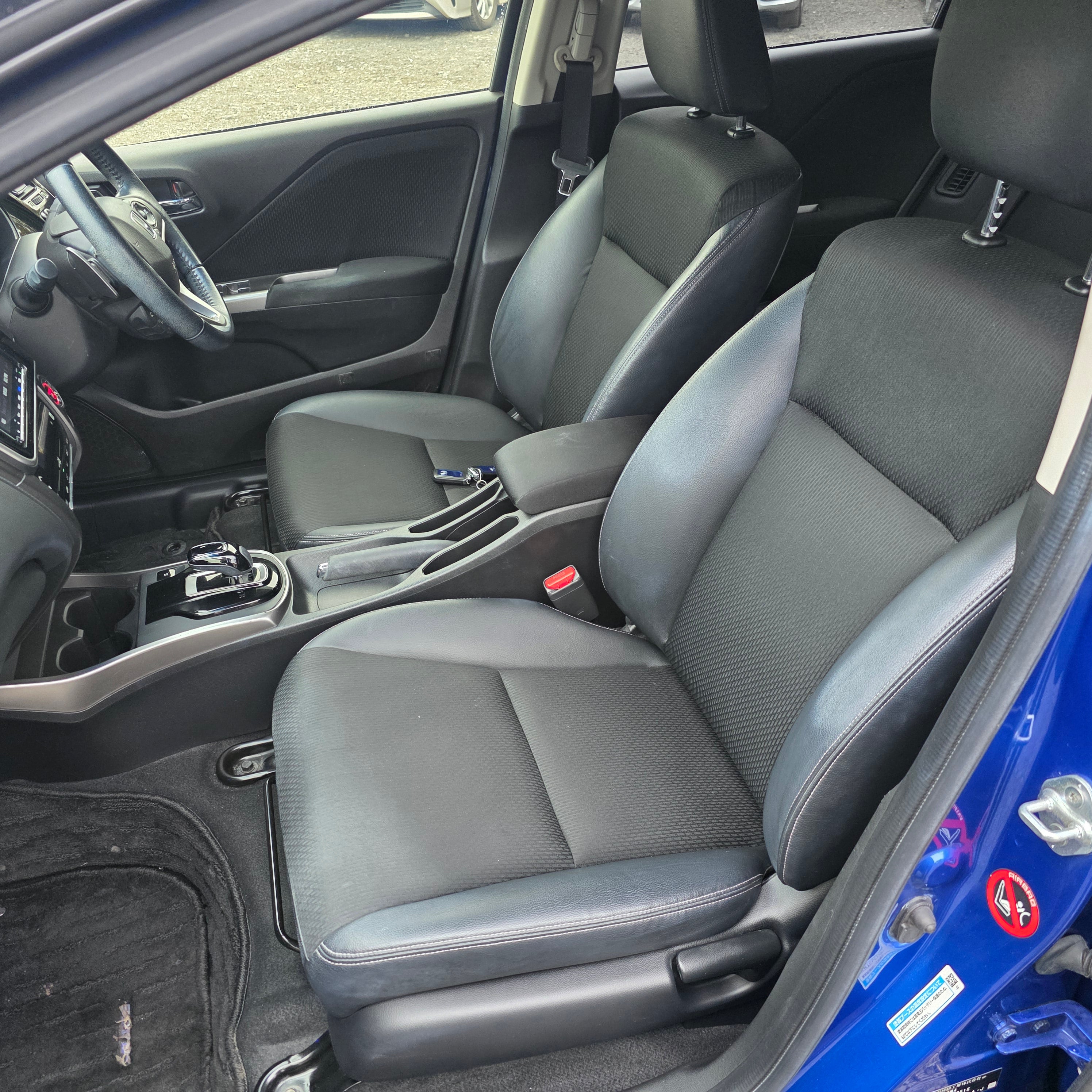 Honda Grace 2018 Automatic Hybrid