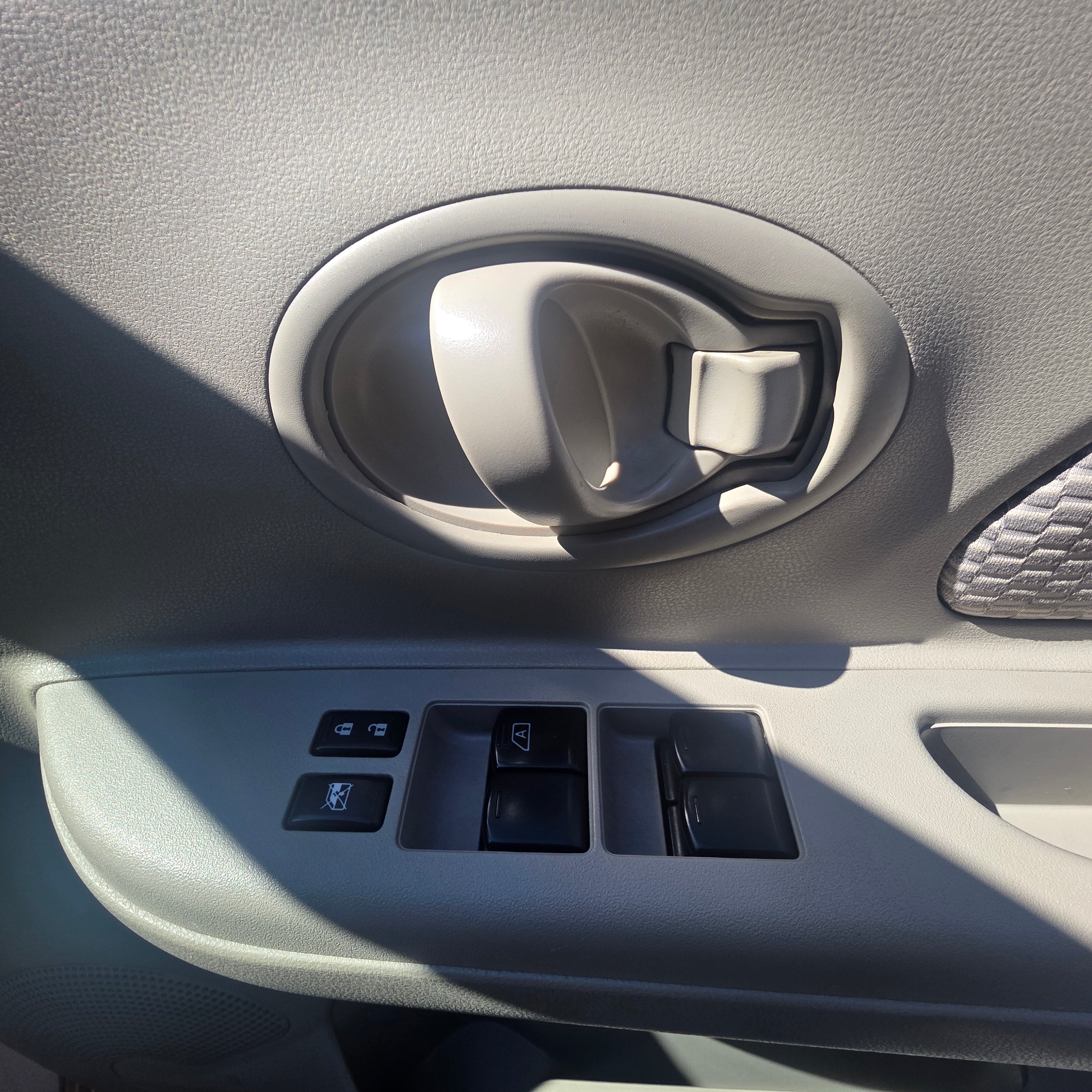 Nissan March Automatic 2014