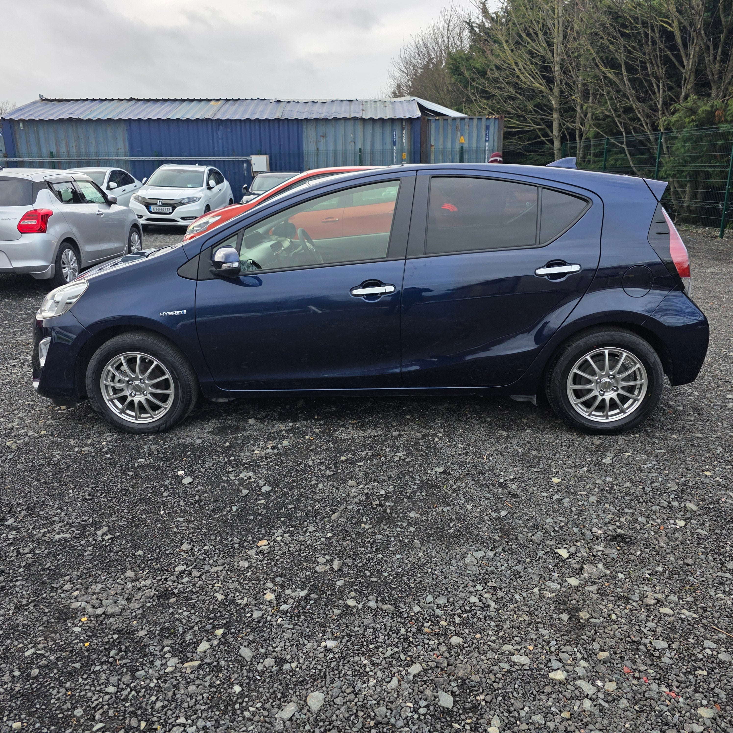 Toyota Aqua 2016 Automatic Low Miles