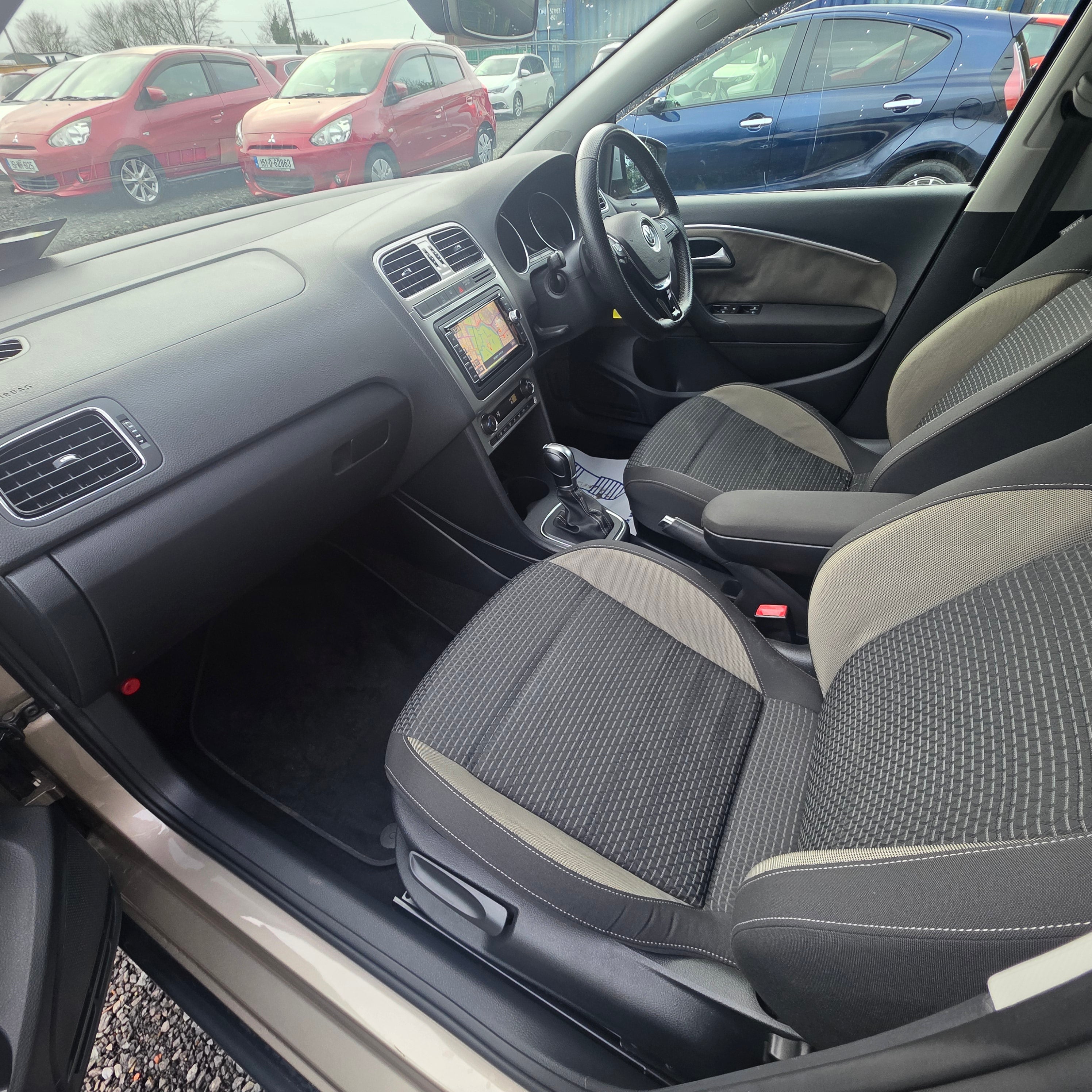 VW Polo Cross Automatic 2016