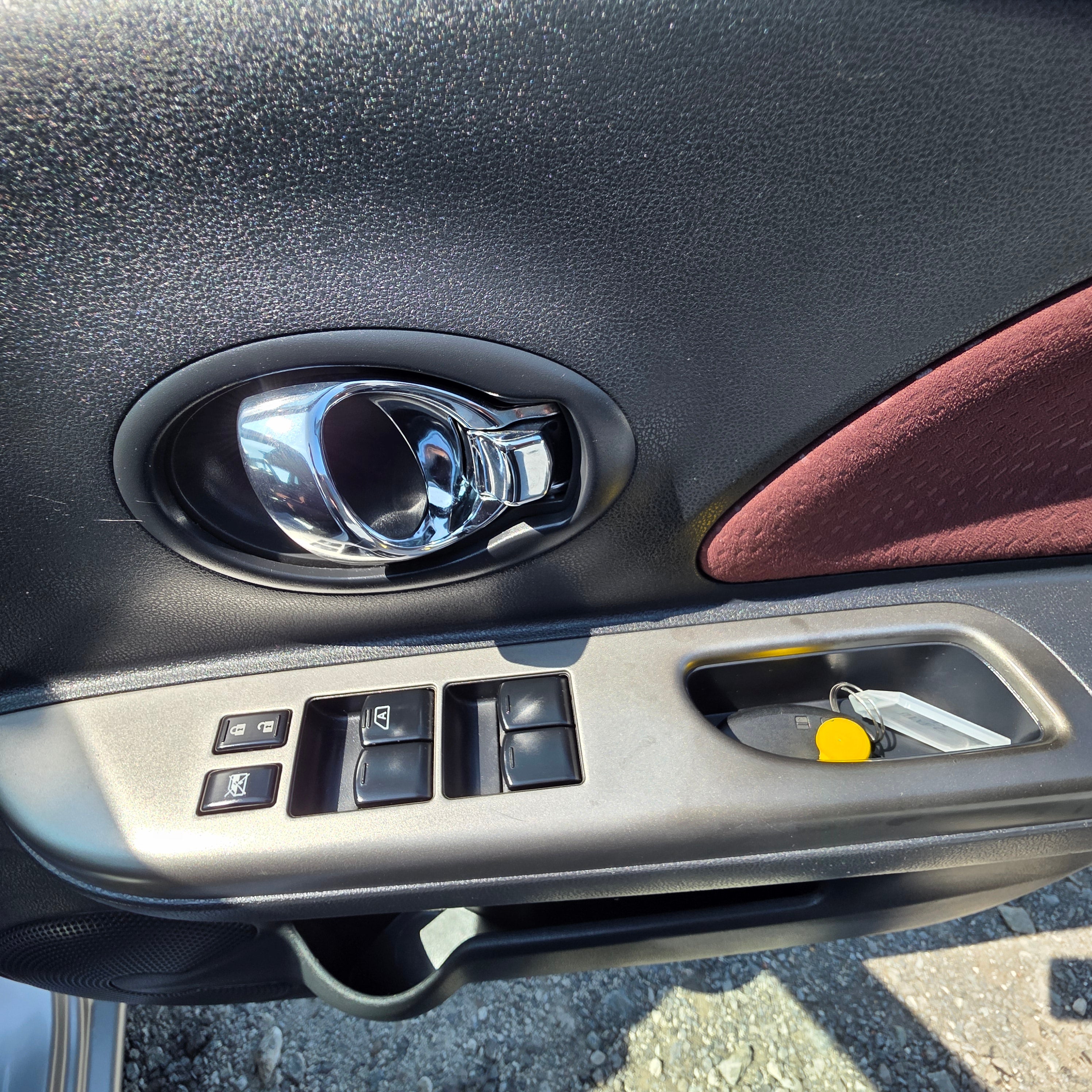 Nissan March Automatic 2014