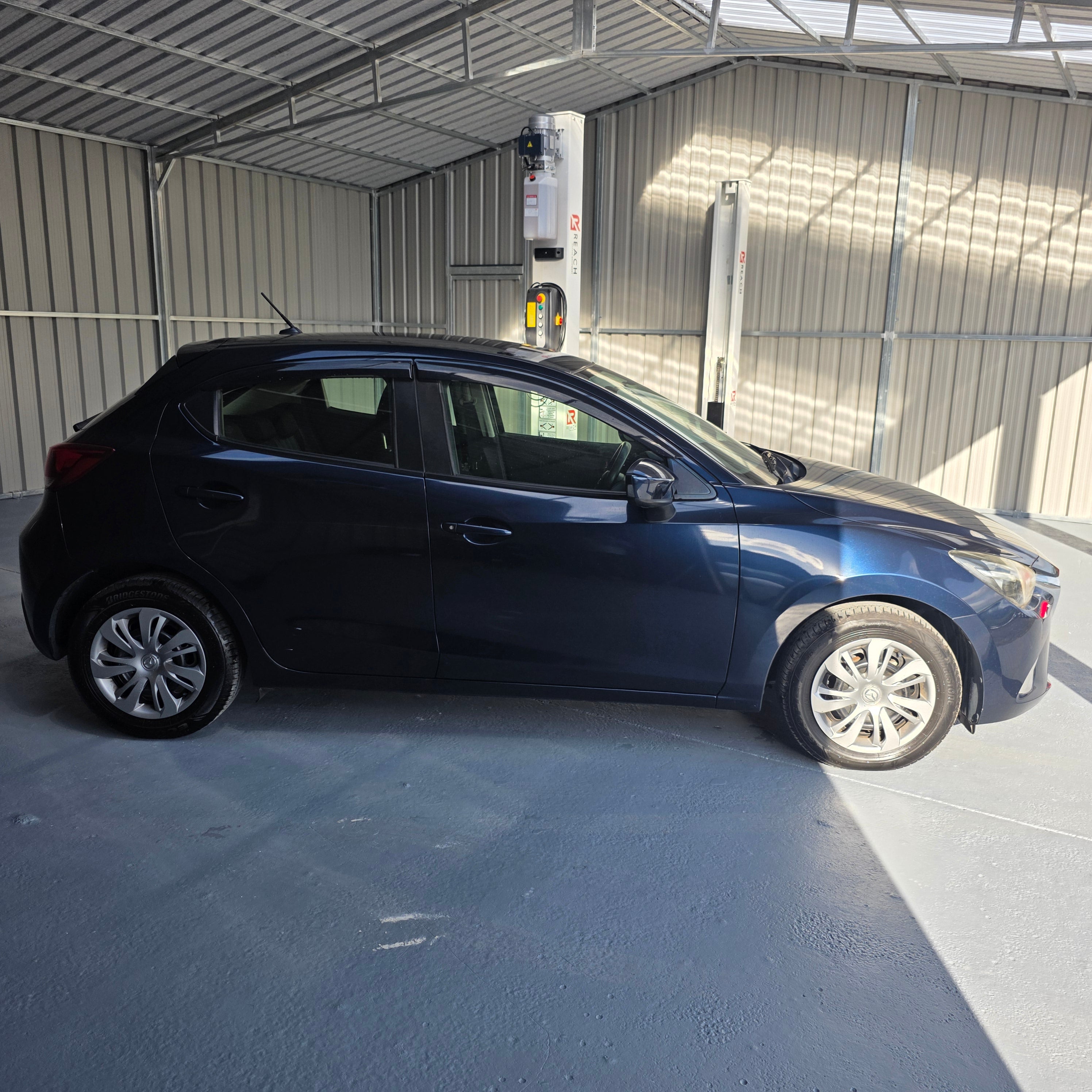 Mazda Demio Automatic 2016