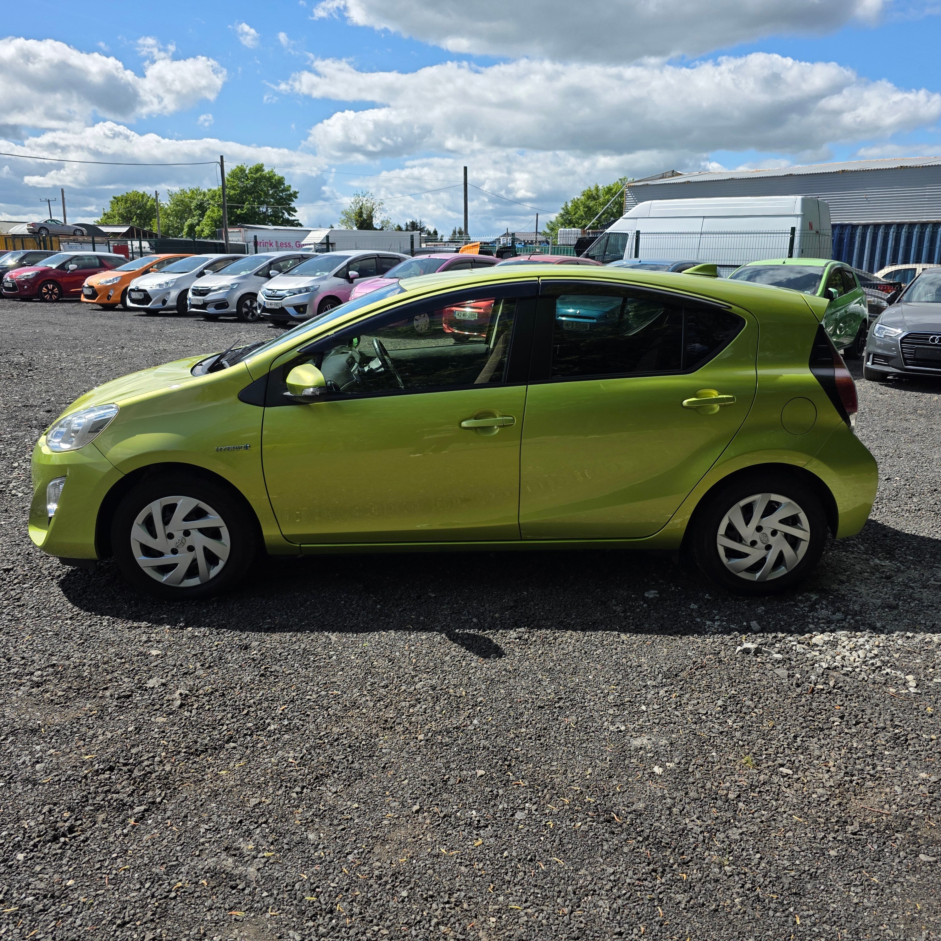 Toyota Aqua 2015 Automatic Hybrid
