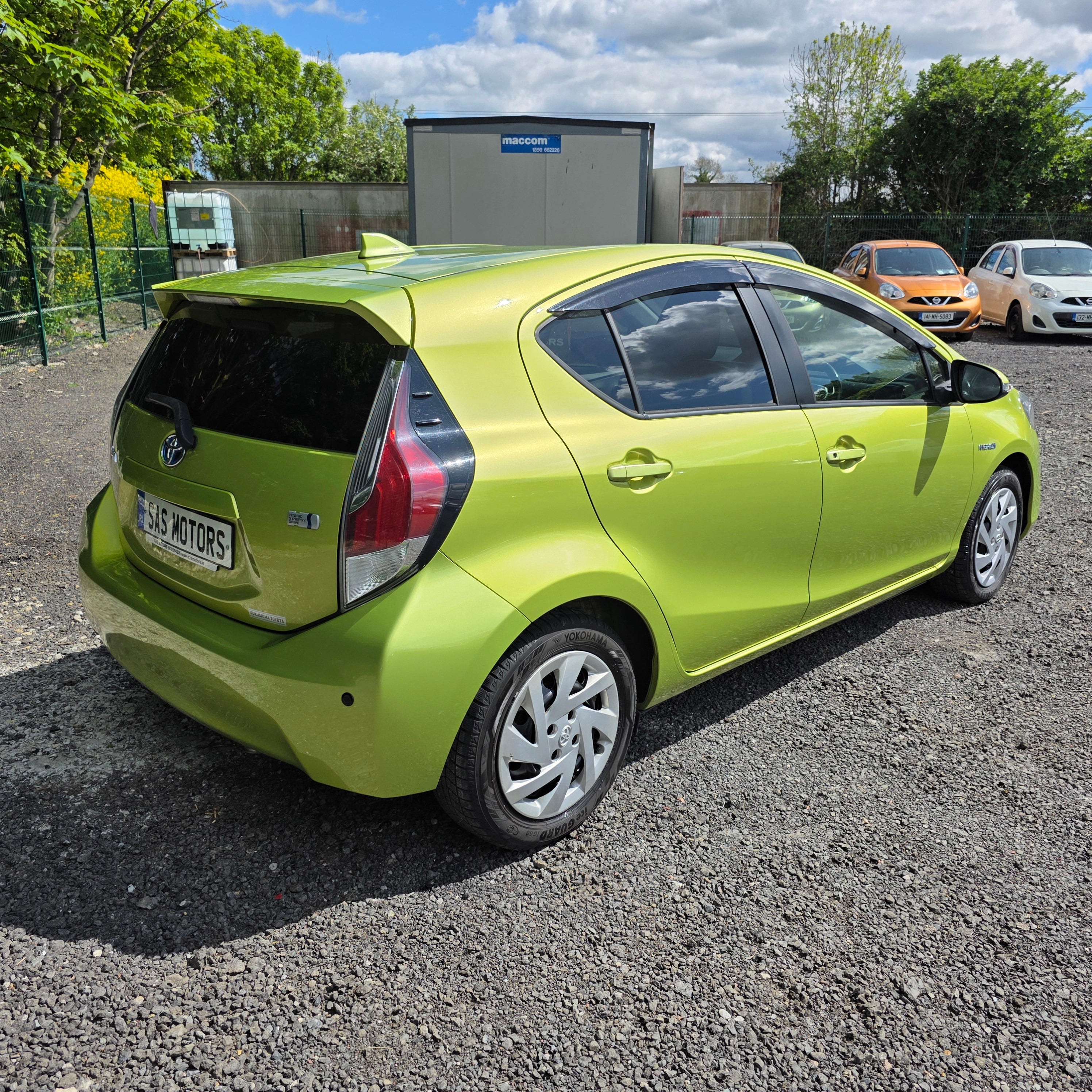 Toyota Aqua 2015 Automatic Hybrid