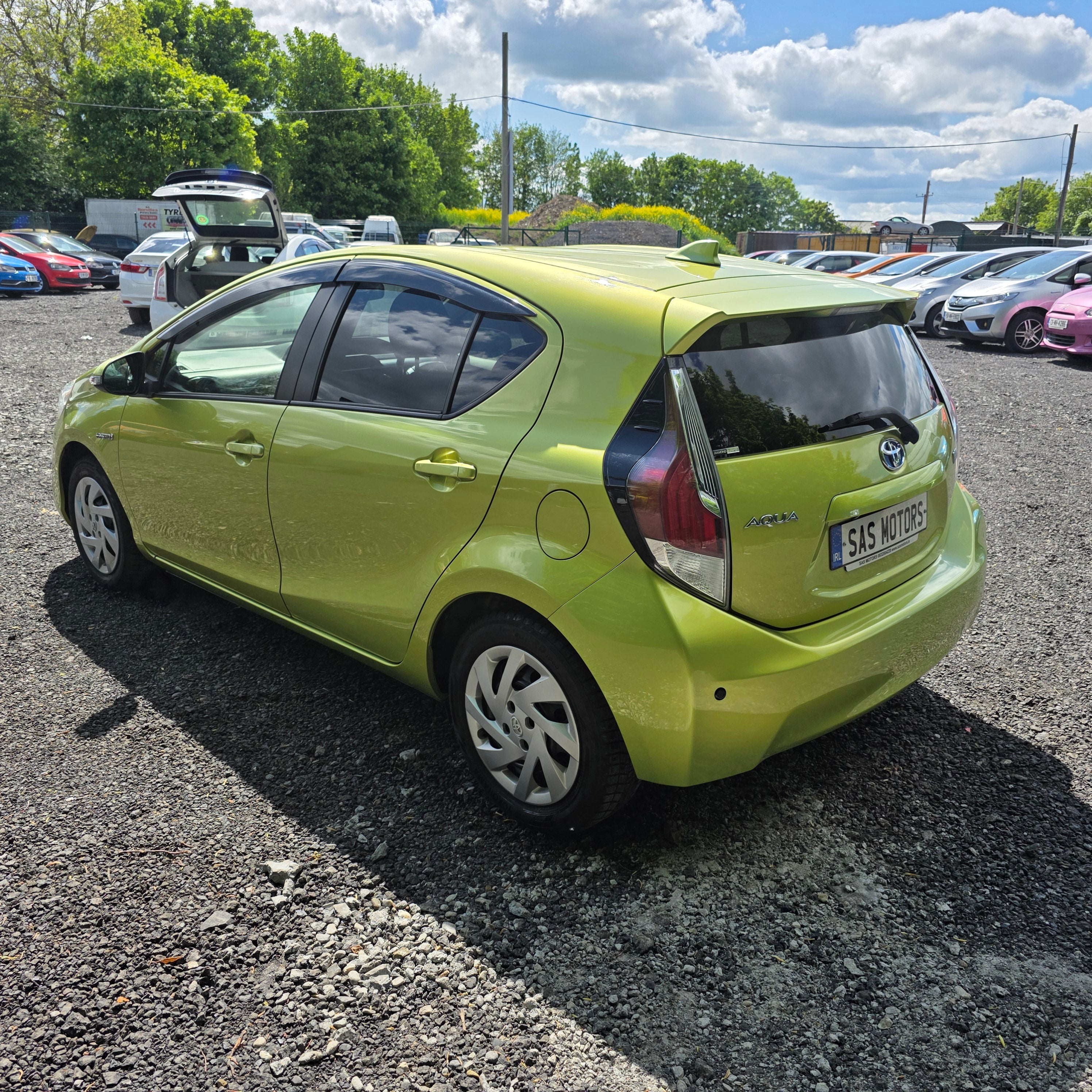 Toyota Aqua 2015 Automatic Hybrid