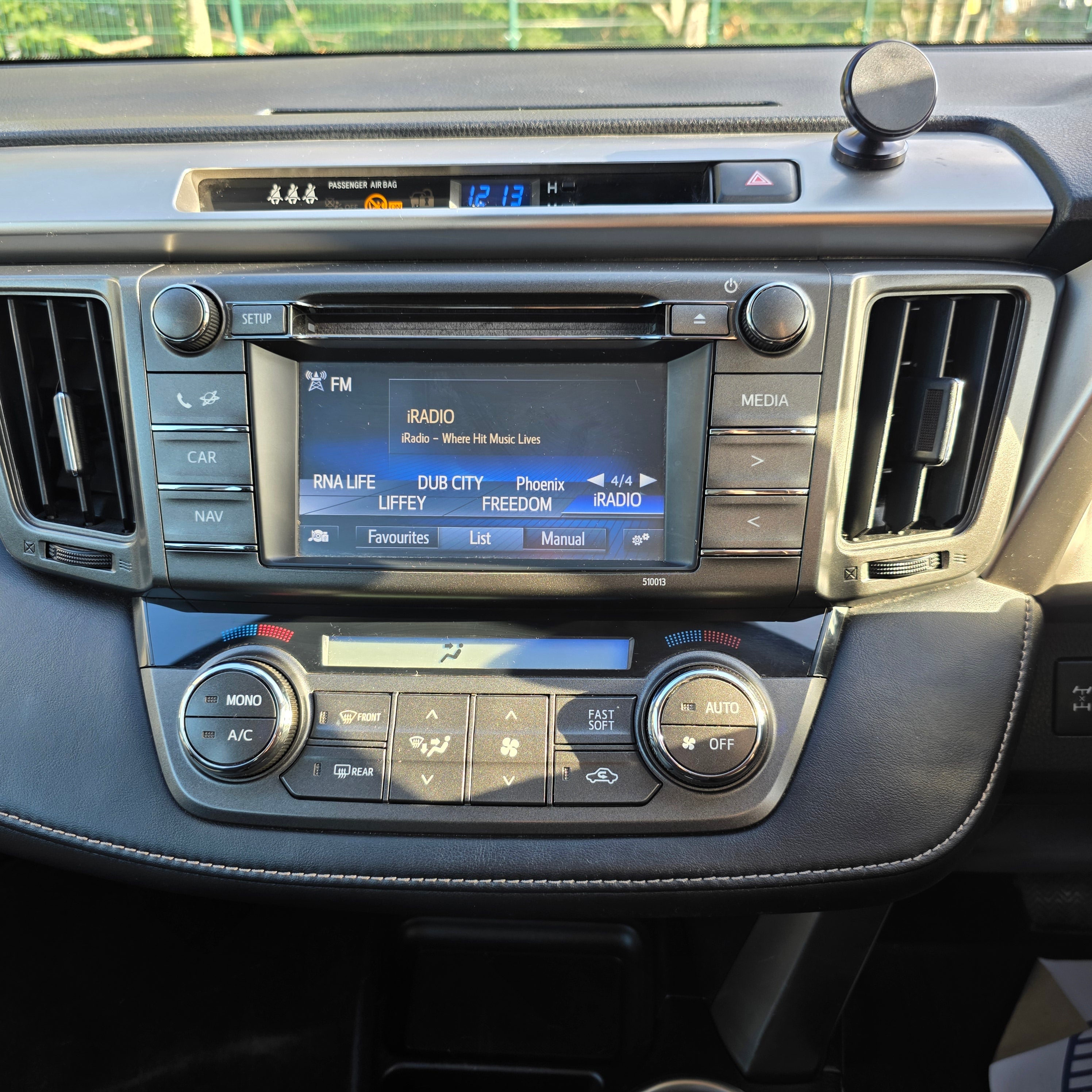 Toyota Rav-4 Automatic 2015