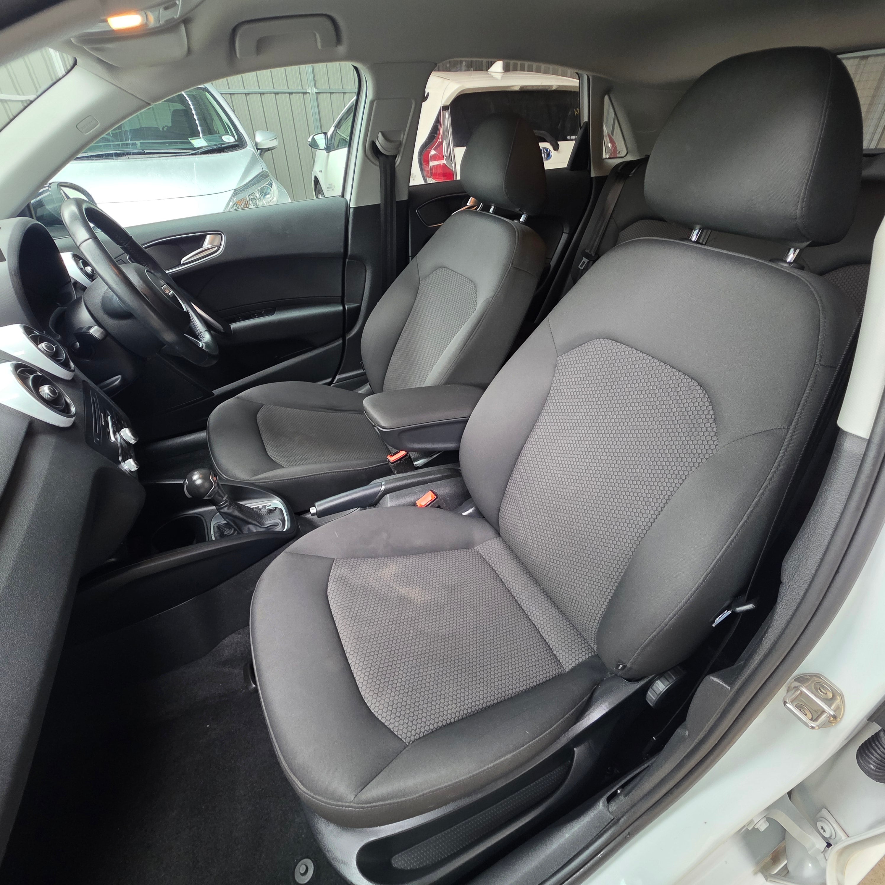 Audi A1 Automatic 2015 SB Line