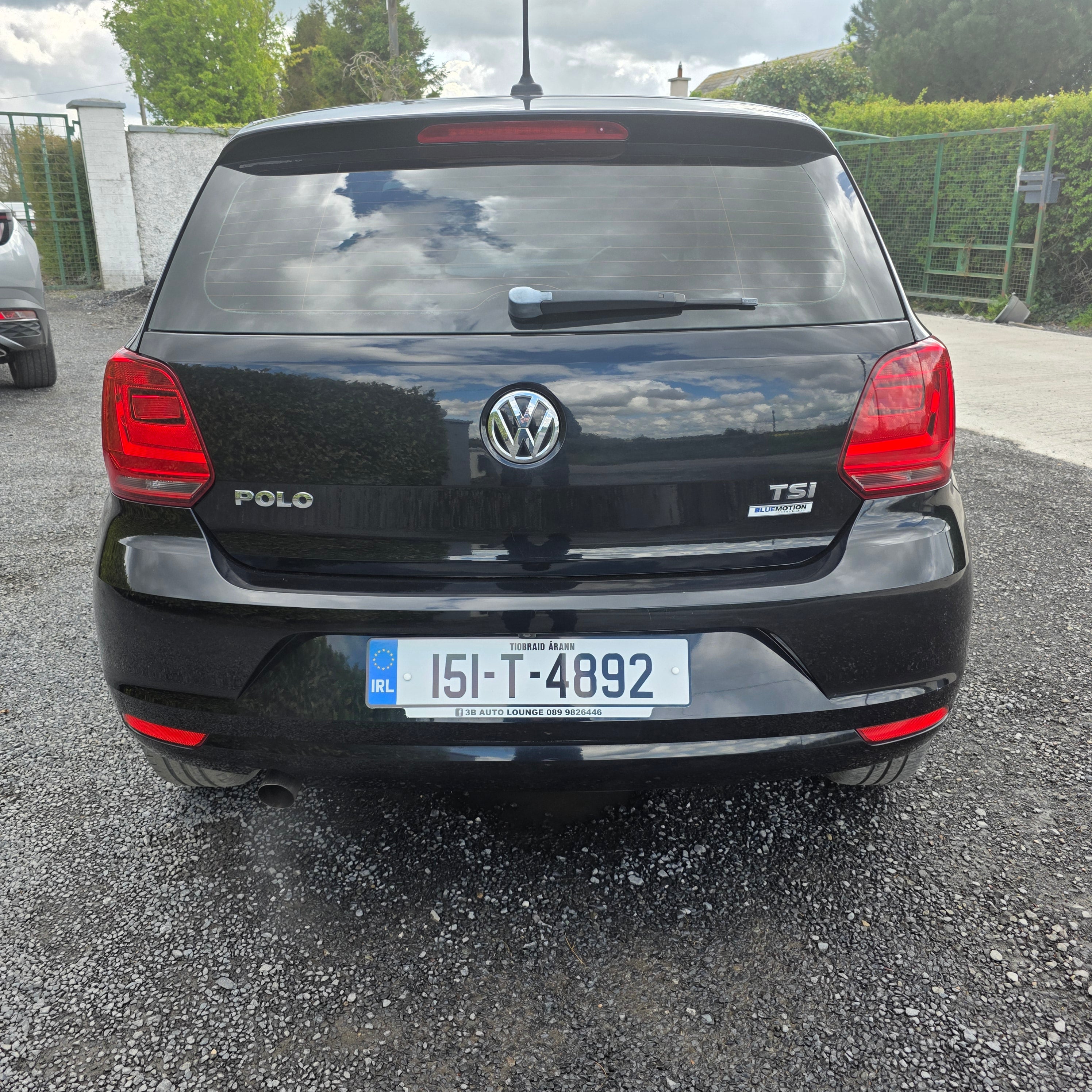 Volkswagen Polo 2015 Automatic