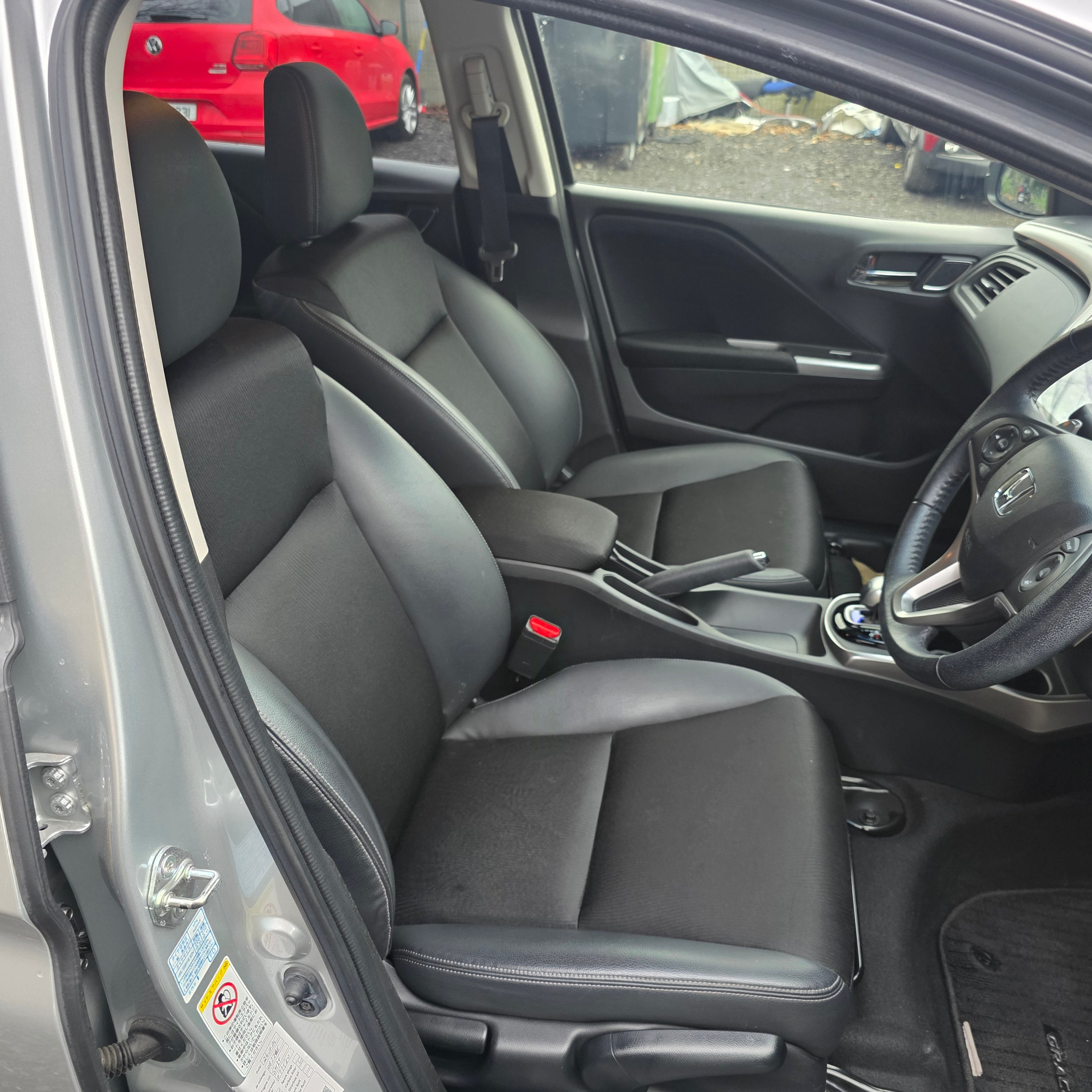 Honda Grace Hybrid Automatic 2016