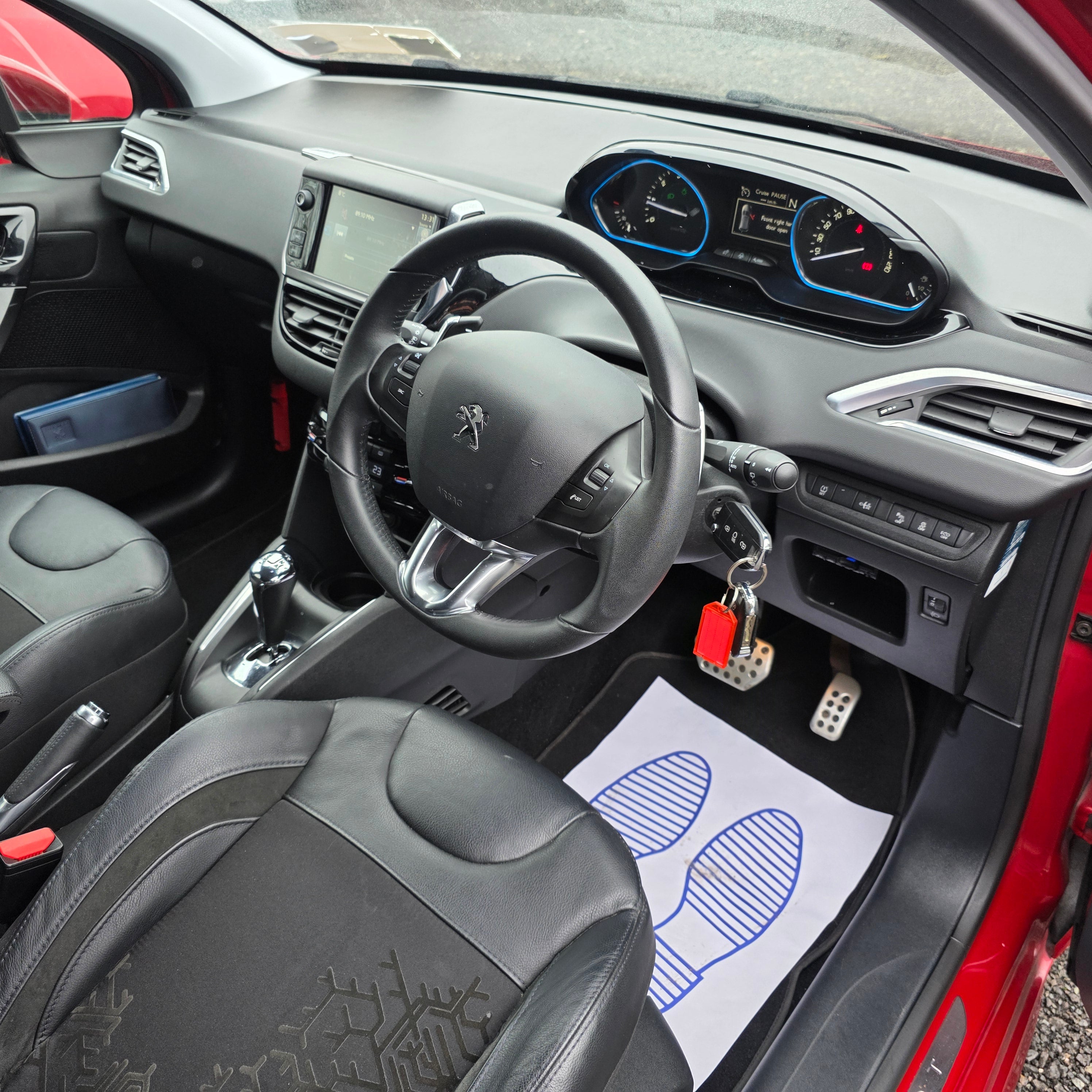 Peugeot 208 Automatic 2015 Low Miles