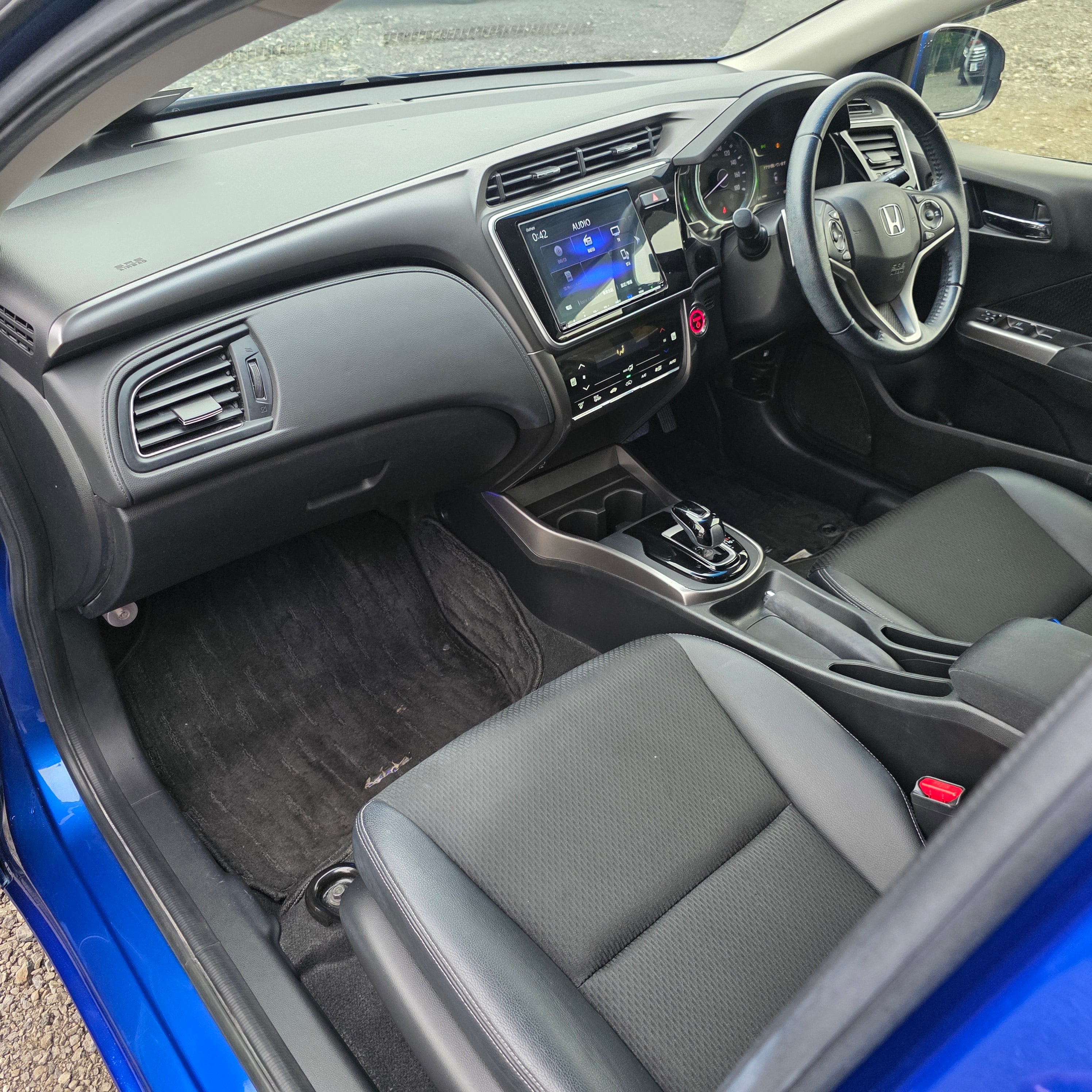 Honda Grace 2018 Automatic Hybrid