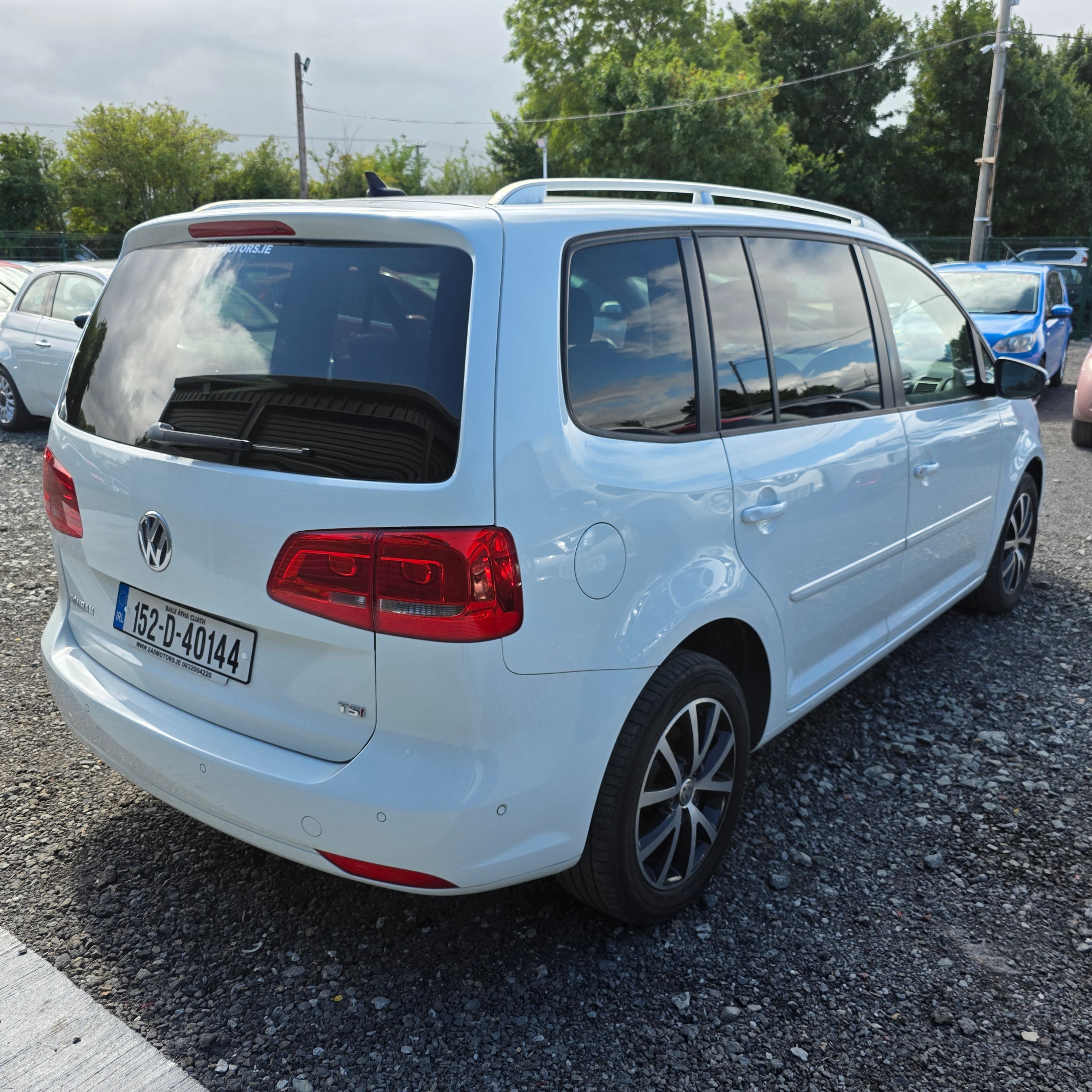 Volkswagen Touran Automatic 2015 Highline