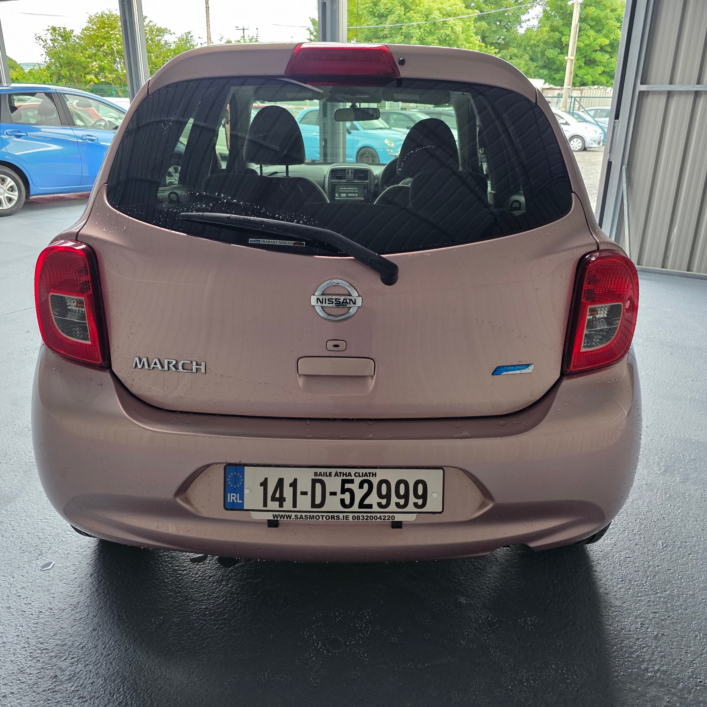 Nissan March Automatic 2014