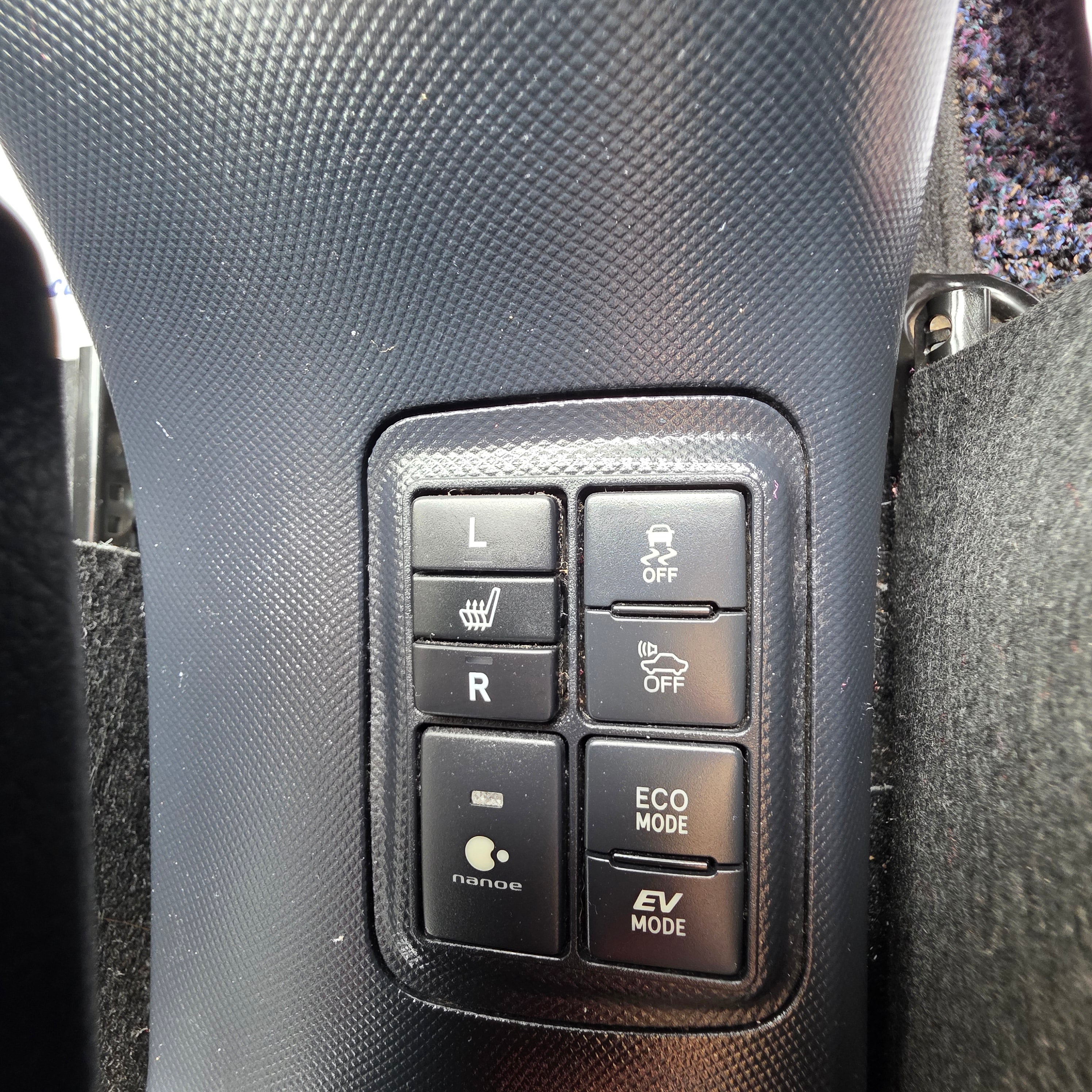 Toyota Aqua Hybrid Automatic 2018 Low Miles High Spec