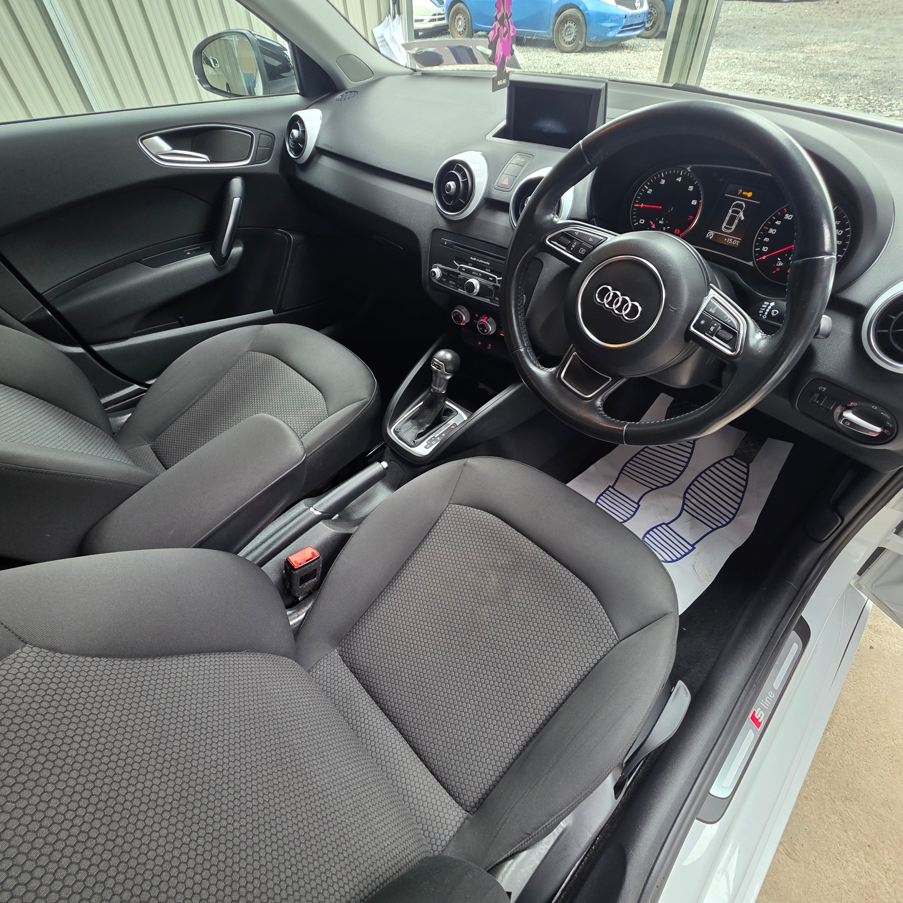 Audi A1 Automatic 2015 SB Line