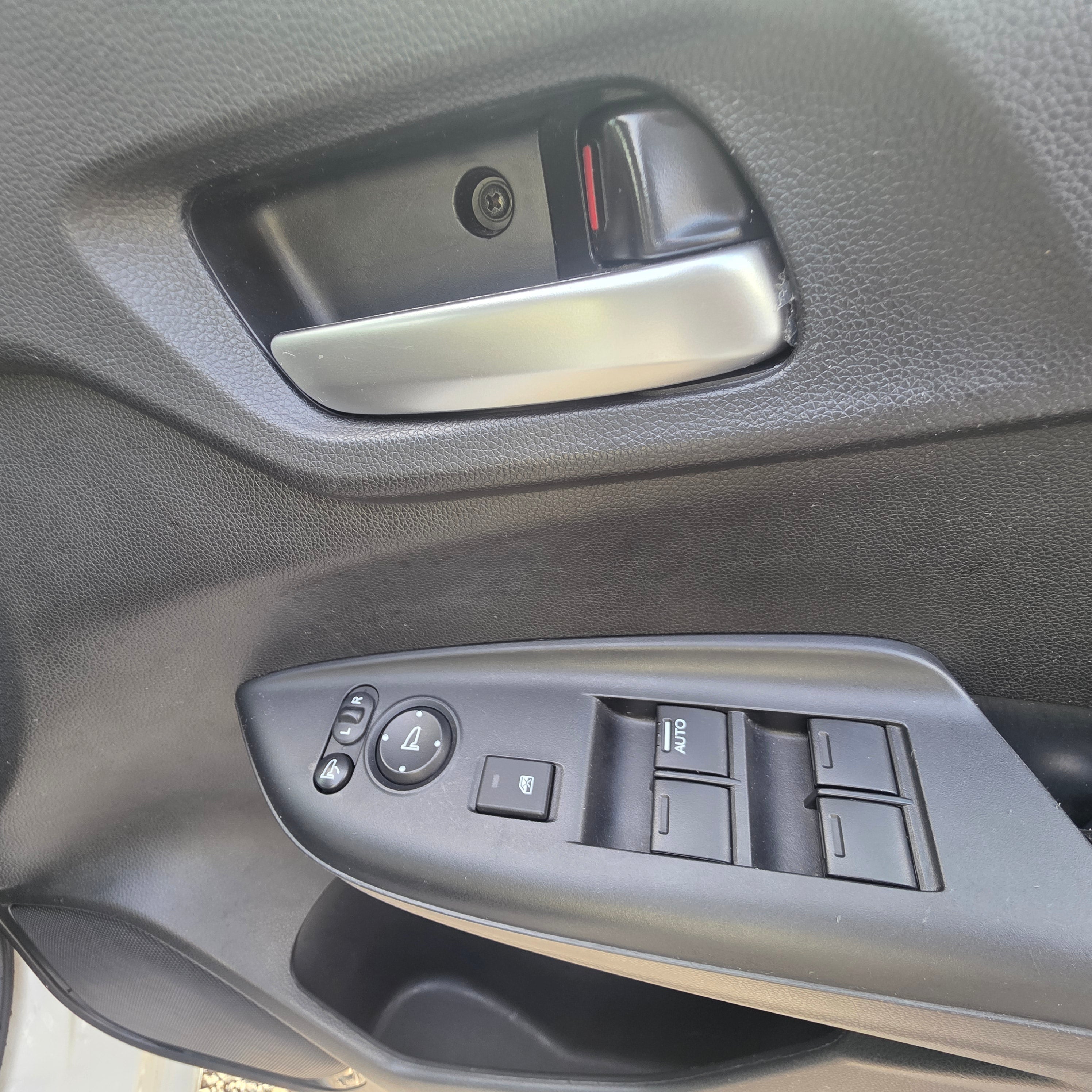 Honda Fit Hybrid Automatic 2018 S Pack Leather