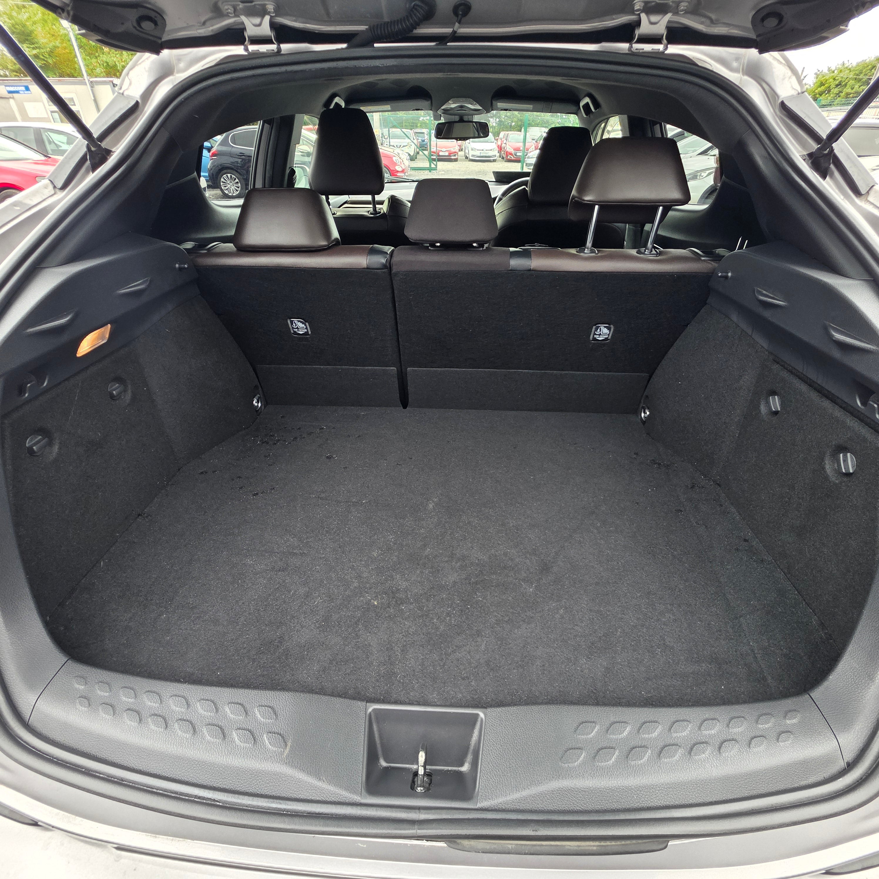 Toyota CHR Hybrid Automatic 2018 Top Spec Leather