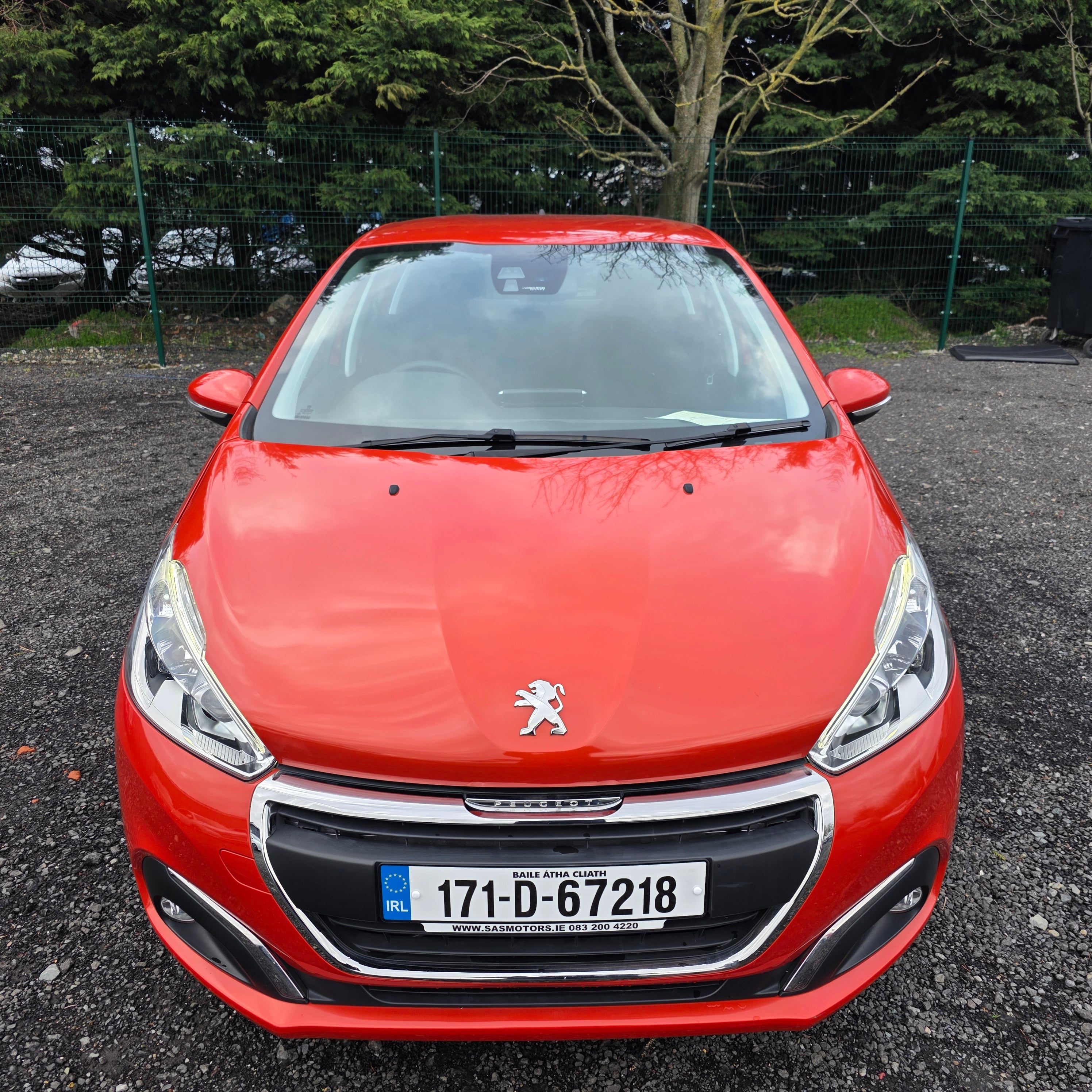 Peugeot 208 Automatic 2017 Low Miles
