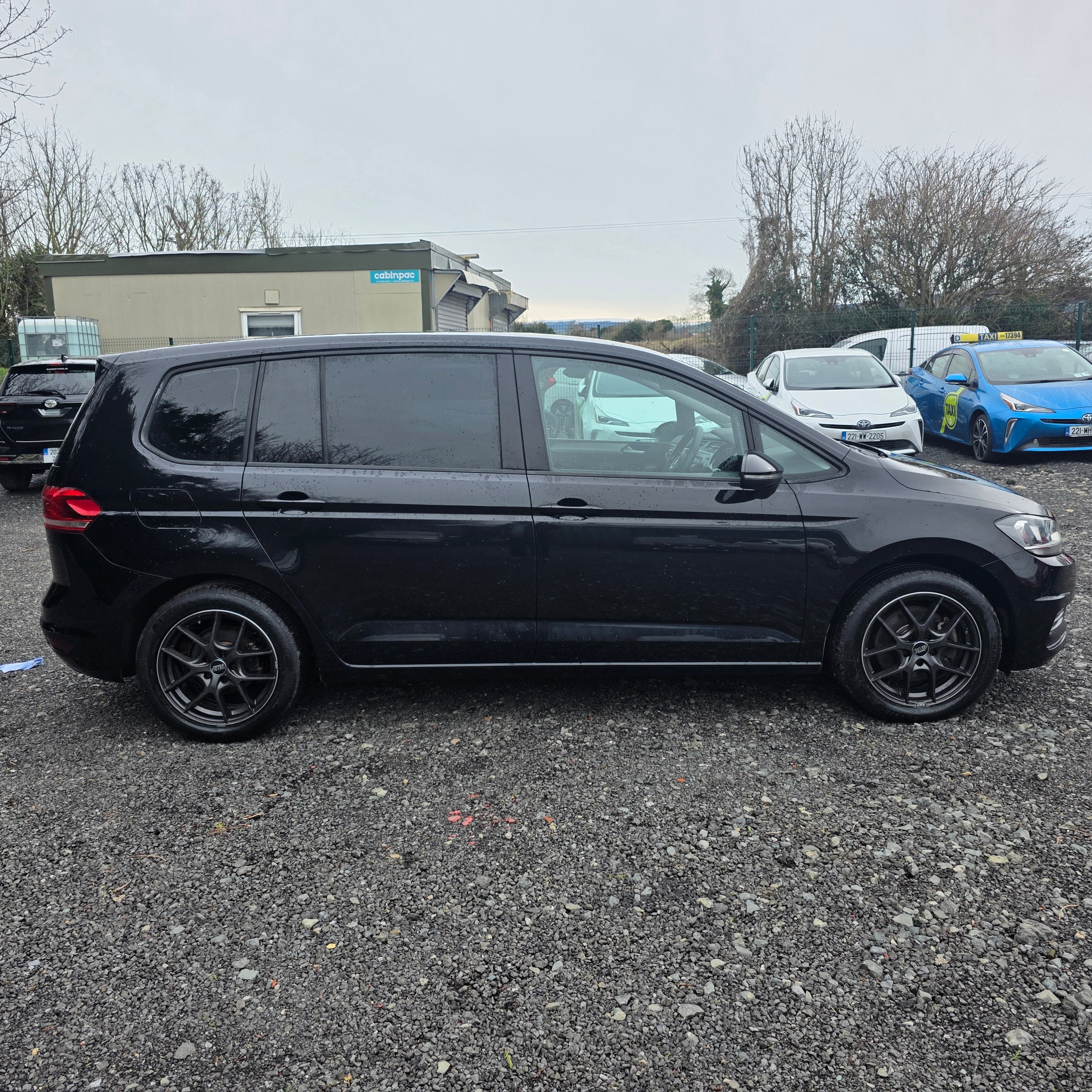 Volkswagen Touran 2016 Automatic