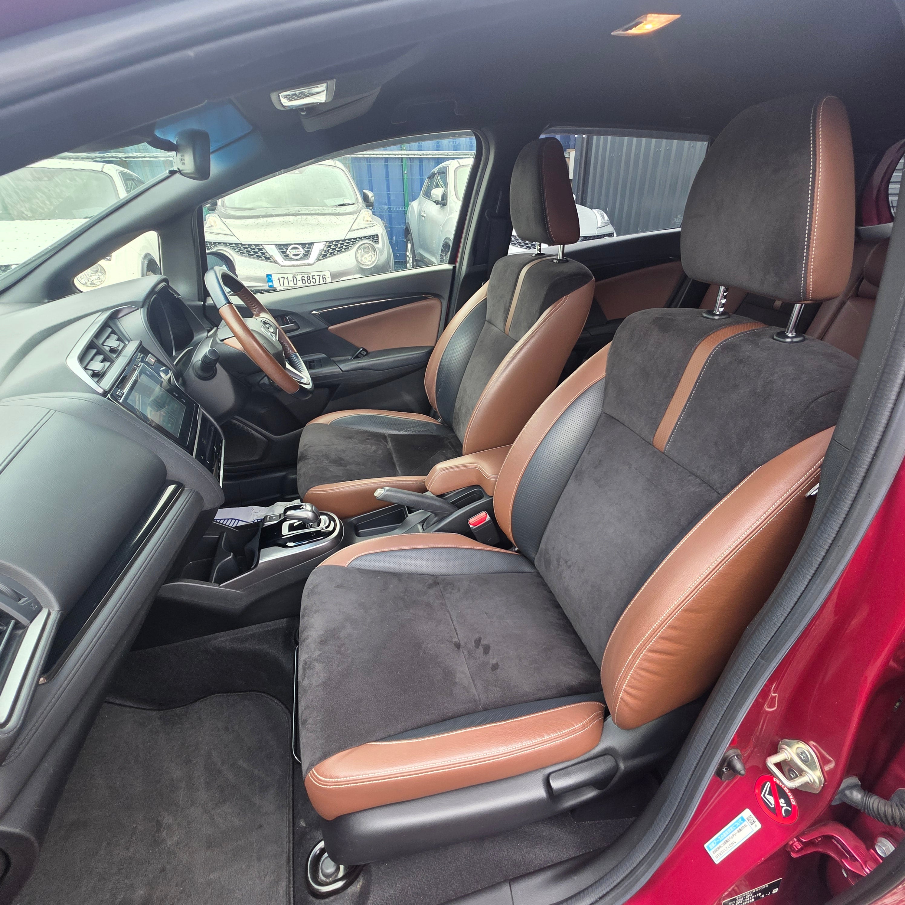Honda Fit Hybrid Automatic 2018 Full Leather
