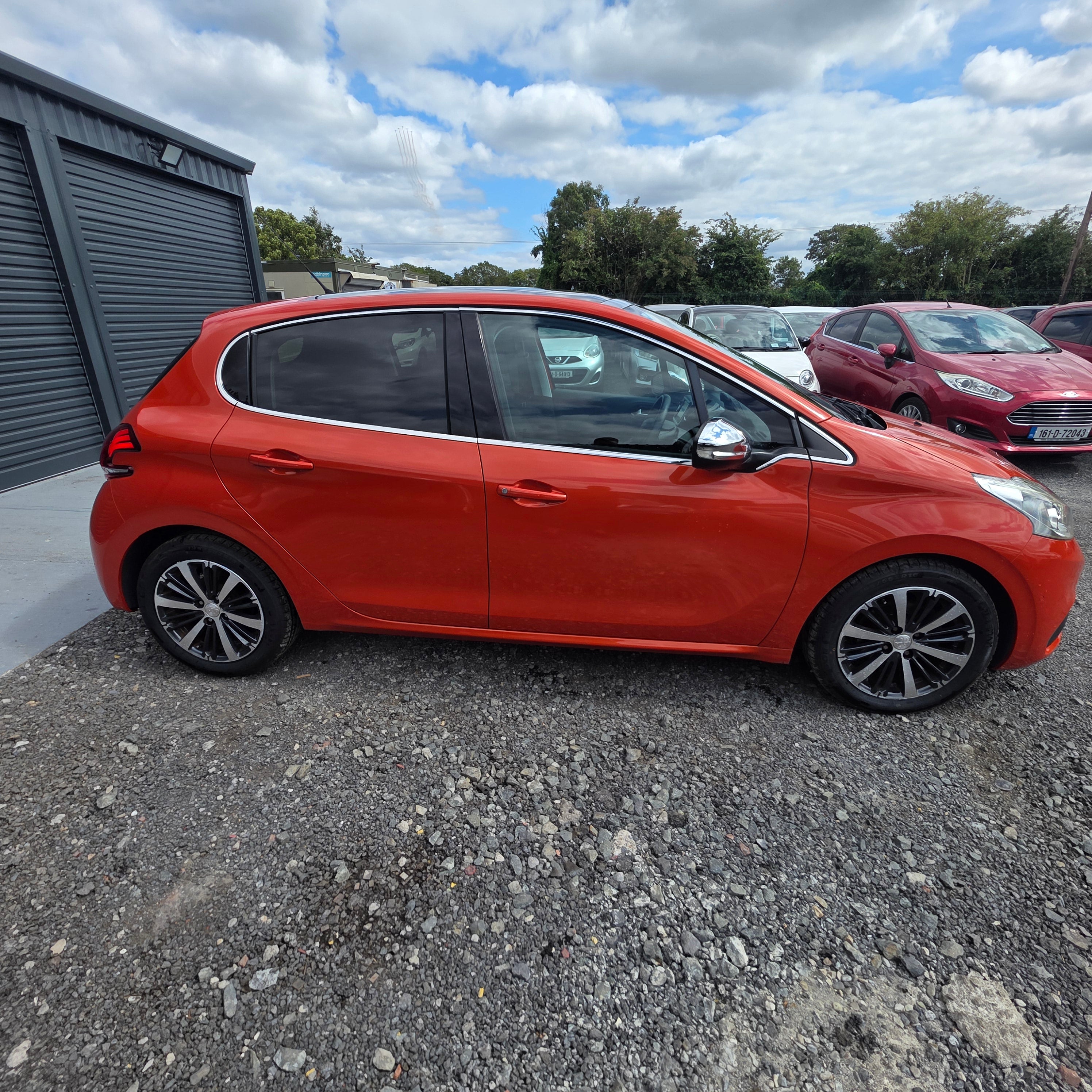 Peugeot 208 Automatic 2017